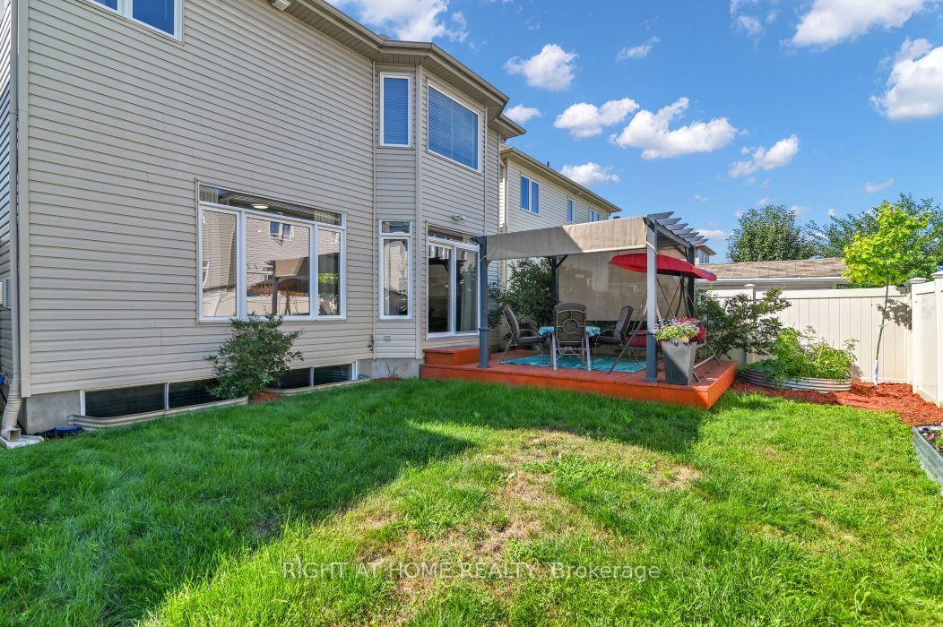 Photo 27 of 196 Lamplighters Drive, Ottawa, Barrhaven - Cedargrove/Fraserdale — HOMEH