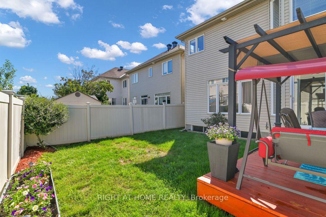 Photo 28 of 196 Lamplighters Drive, Ottawa, Barrhaven - Cedargrove/Fraserdale — HOMEH