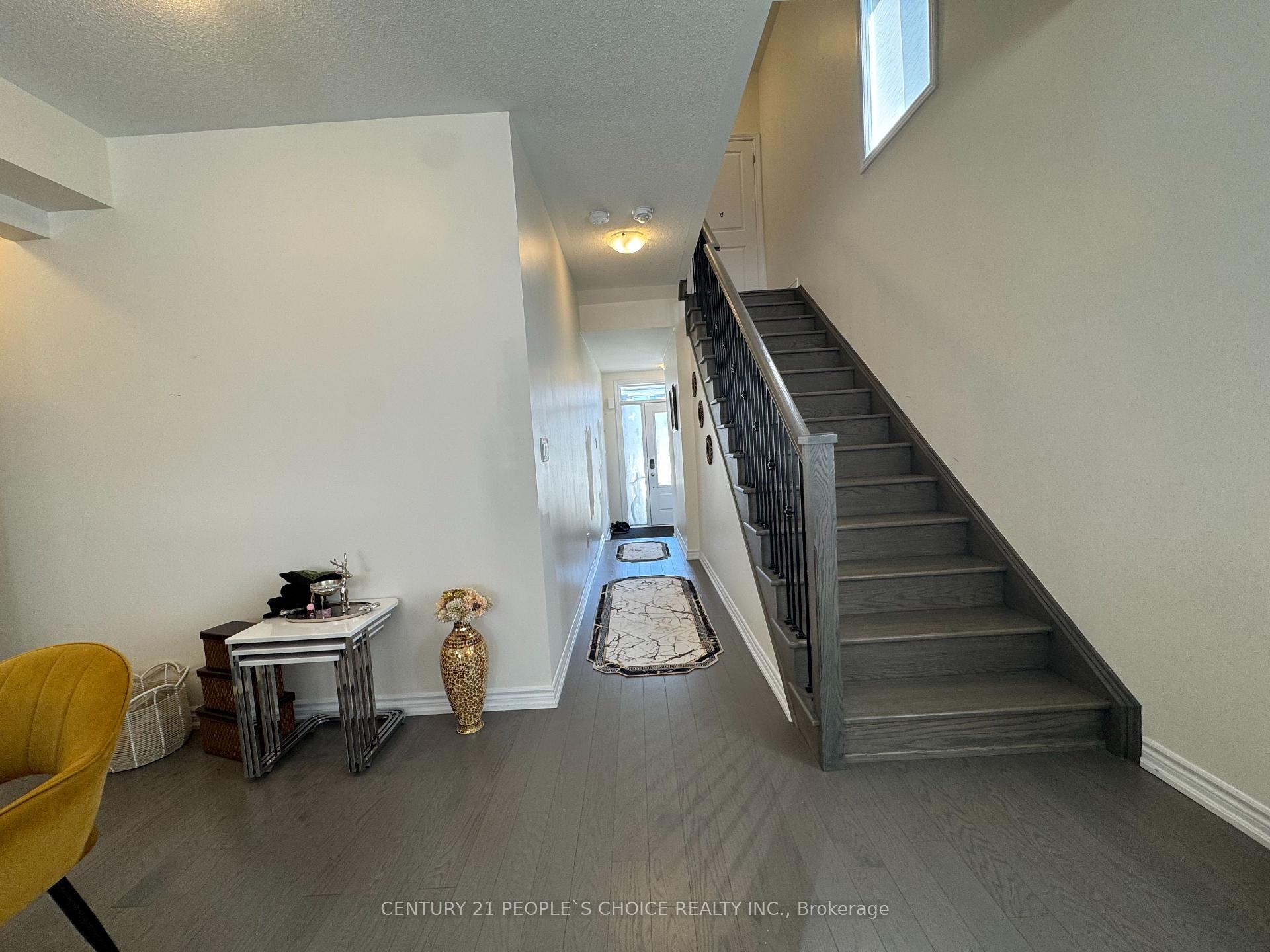 Photo 16 of 61 Valleybrook Road, Barrie, Rural Barrie Southeast — HOMEH
