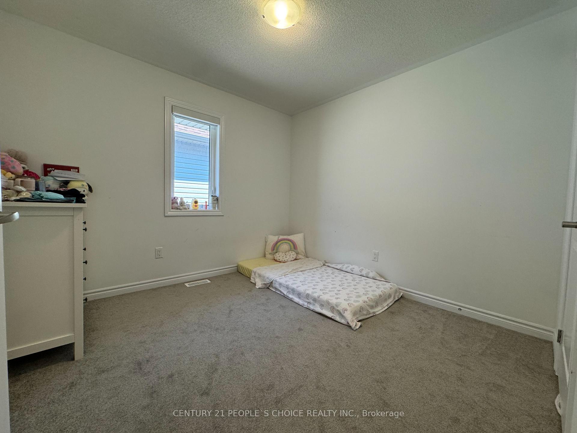 Photo 24 of 61 Valleybrook Road, Barrie, Rural Barrie Southeast — HOMEH