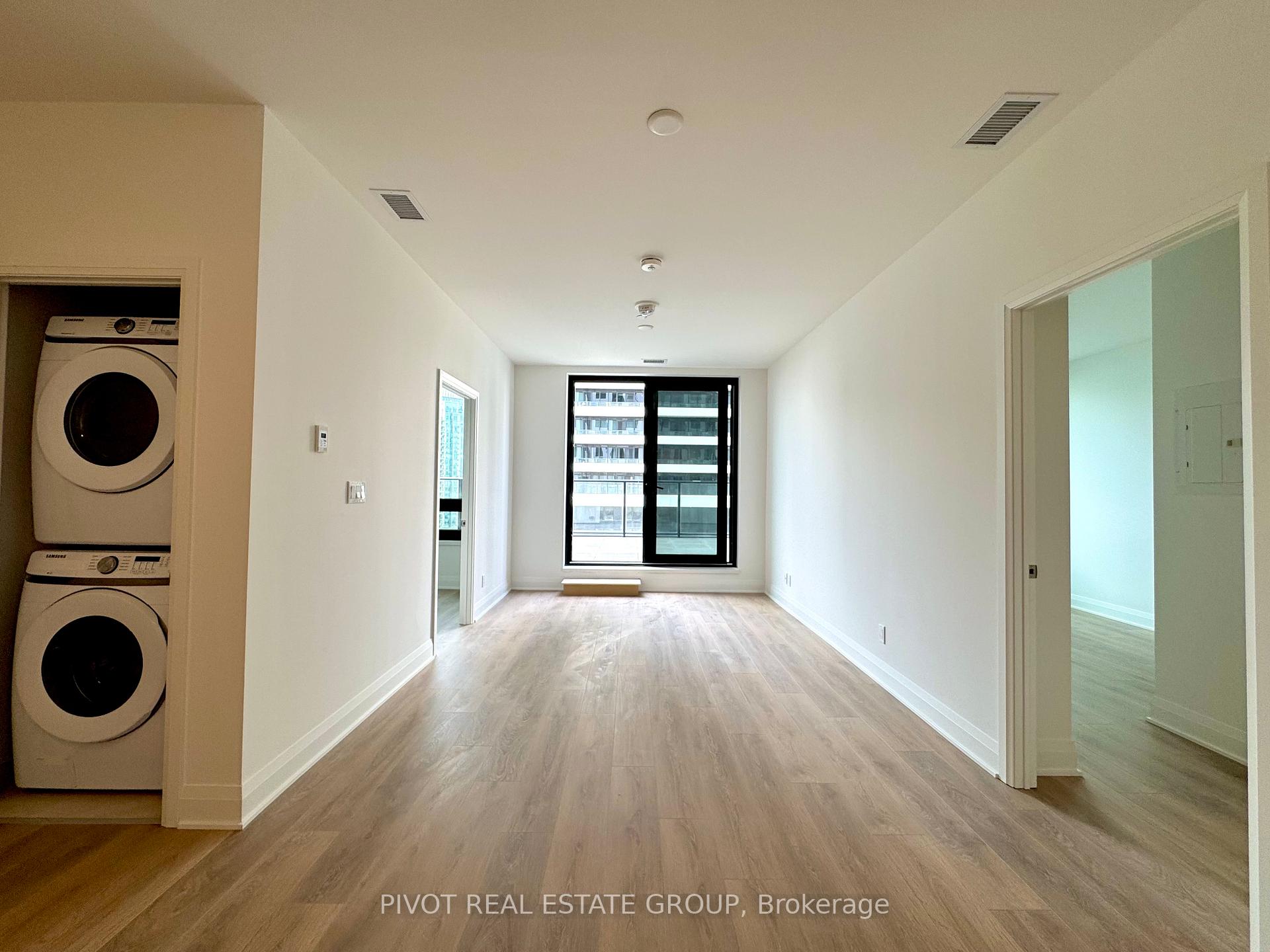 Photo 5 of Unit 1905, 2 Erskine Road, Mississauga, City Centre — HOMEH