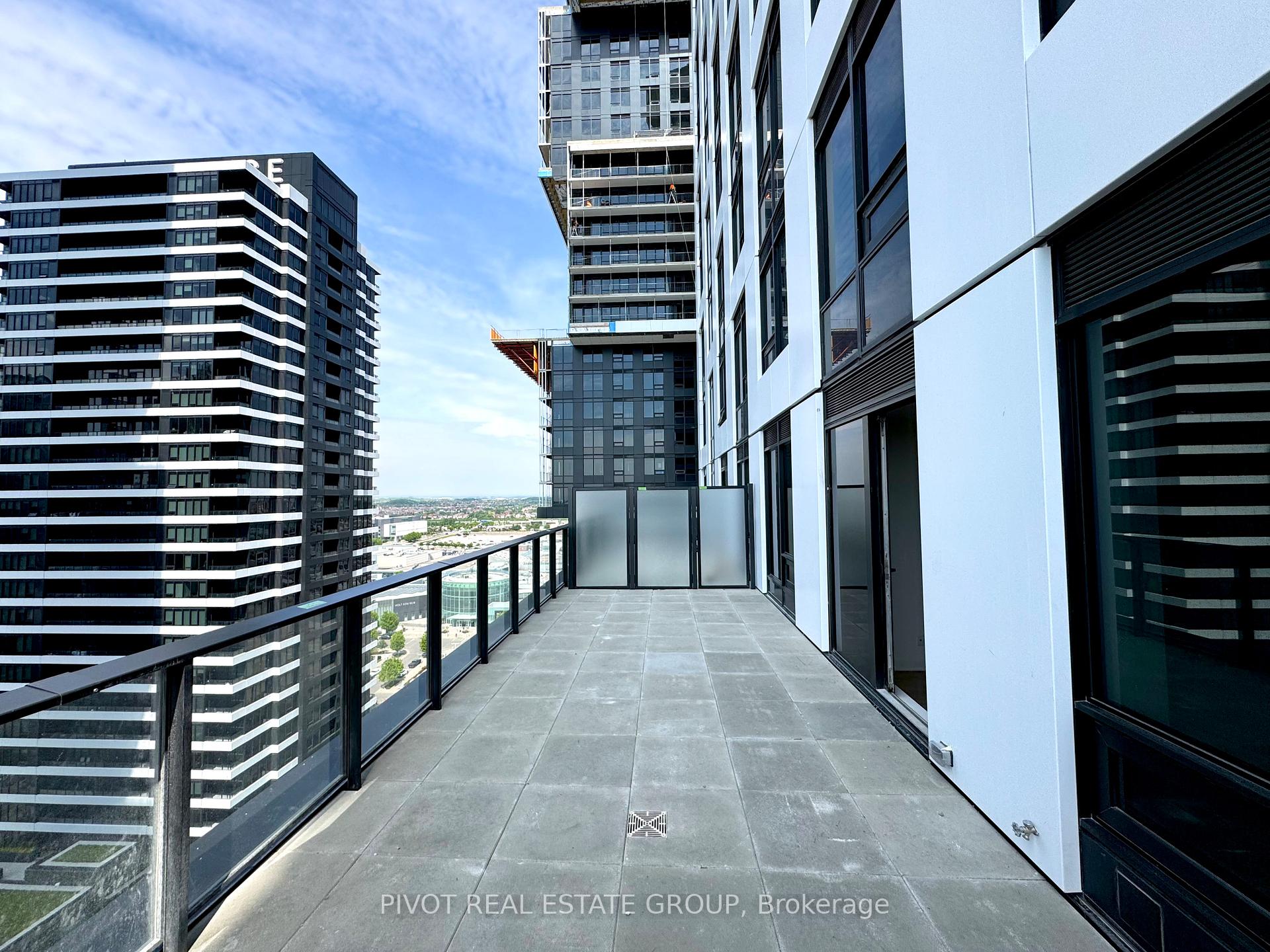 Photo 9 of Unit 1905, 2 Erskine Road, Mississauga, City Centre — HOMEH