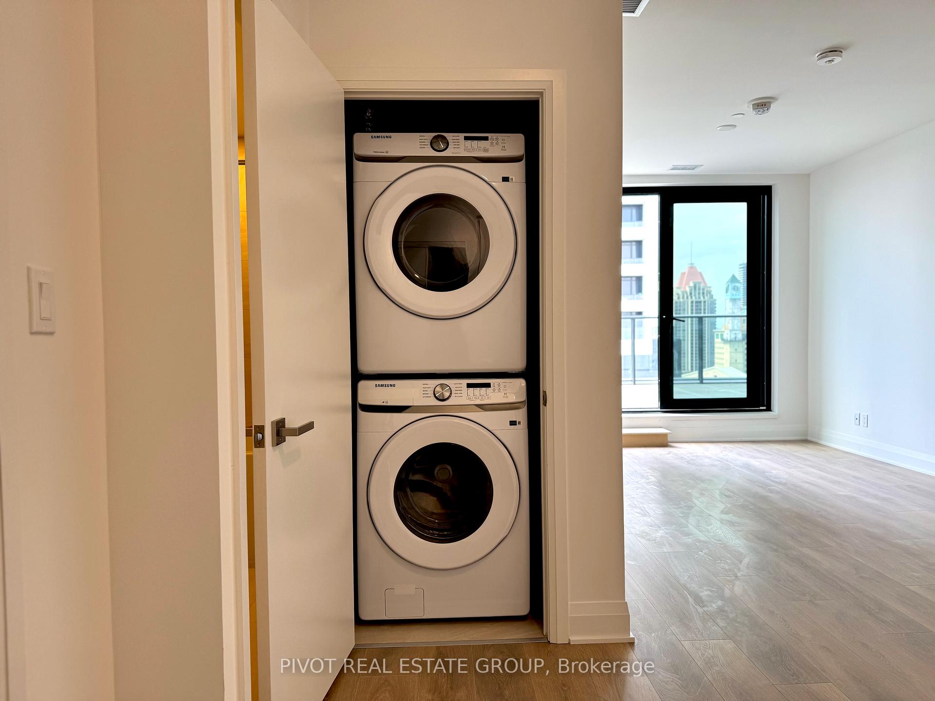 Photo 12 of Unit 1905, 2 Erskine Road, Mississauga, City Centre — HOMEH