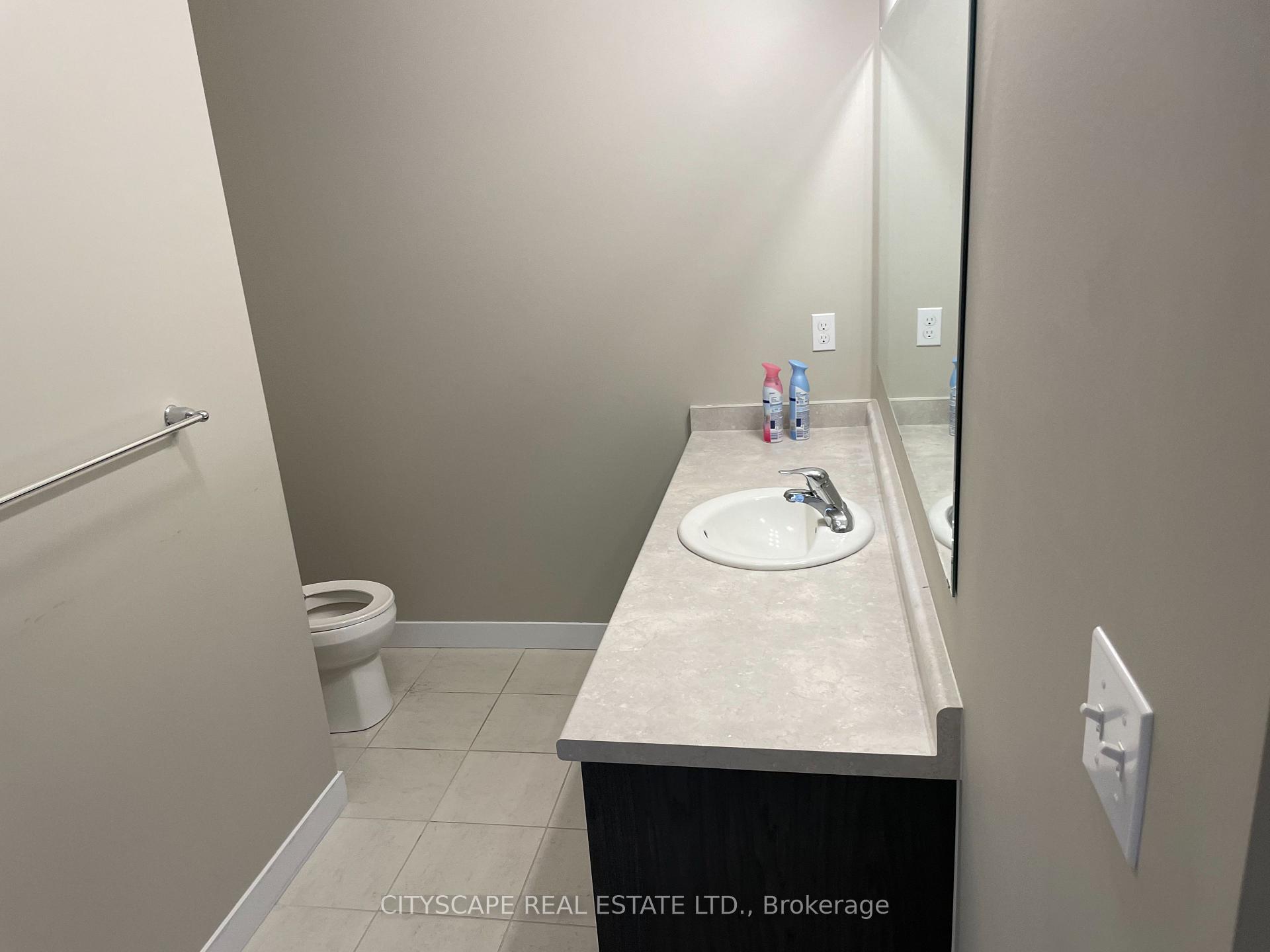 Photo 8 of 51 Waterthrush Lane, Norfolk, Simcoe — HOMEH