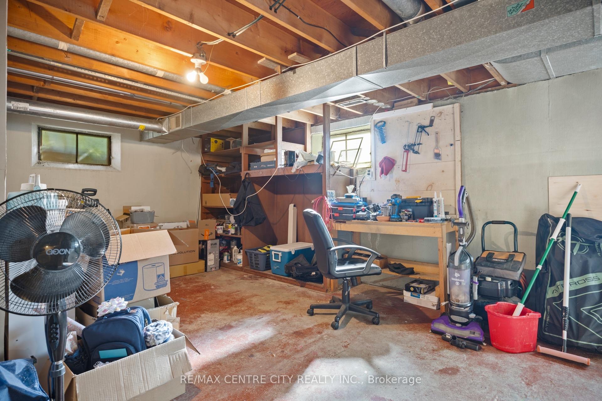 Photo 20 of 21 Spruce Street, St. Thomas — HOMEH