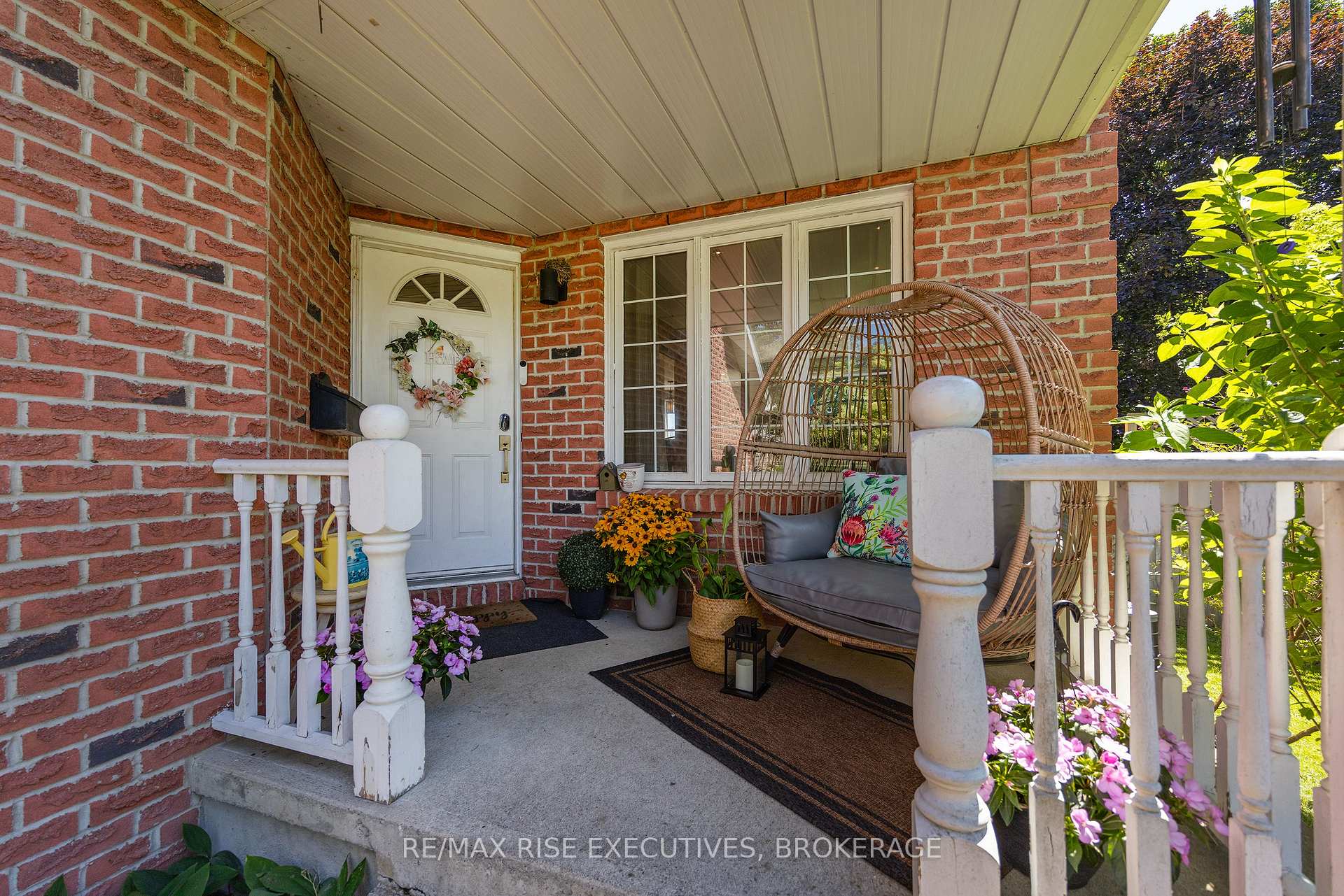 Photo 4 of 1061 Lombardy Street, Kingston, South of Taylor-Kidd Blvd — HOMEH