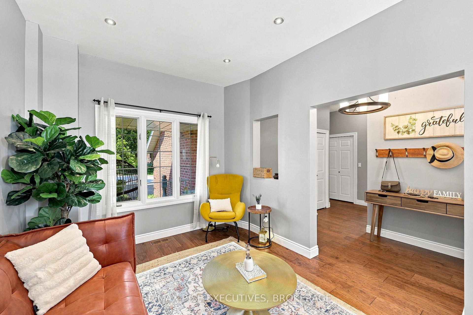 Photo 9 of 1061 Lombardy Street, Kingston, South of Taylor-Kidd Blvd — HOMEH