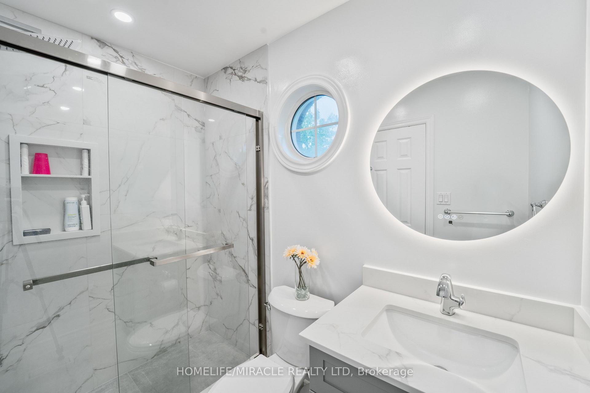 Photo 25 of 324 Edenbrook Hill Drive, Brampton, Fletcher's Meadow — HOMEH