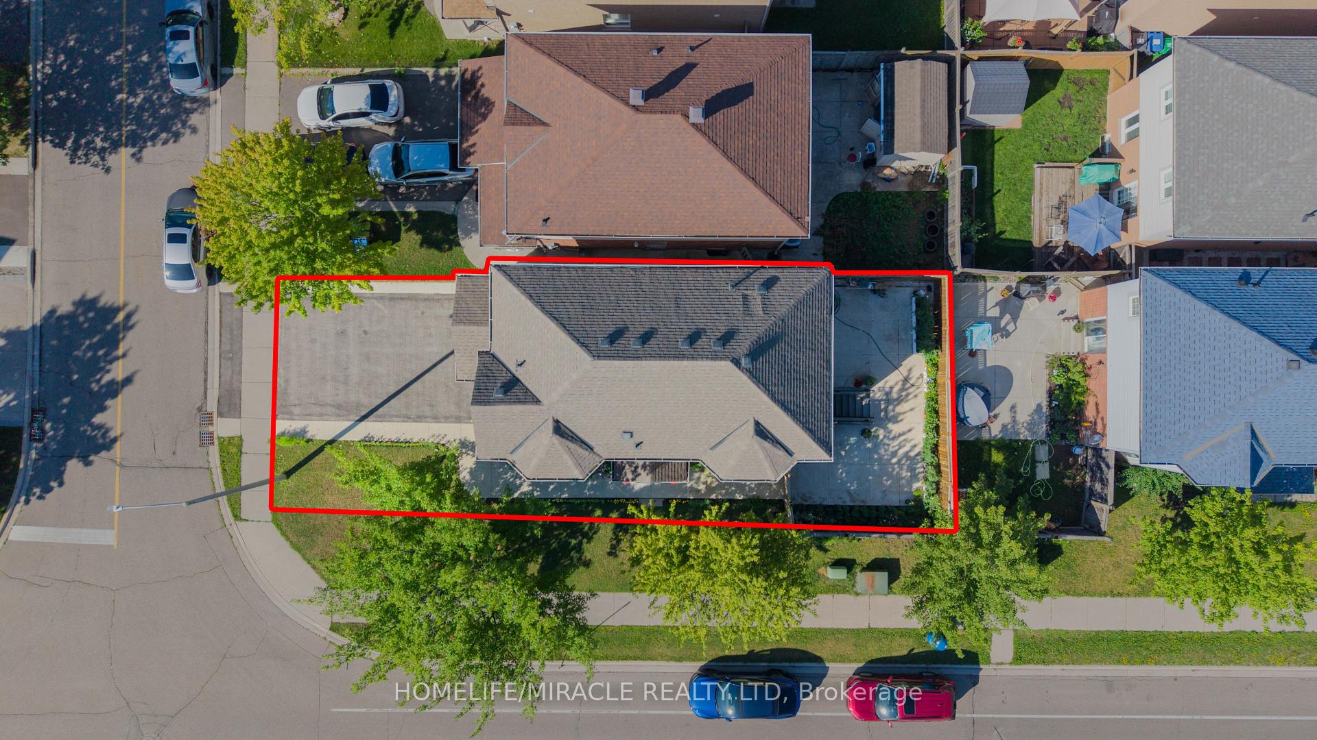 Photo 39 of 324 Edenbrook Hill Drive, Brampton, Fletcher's Meadow — HOMEH