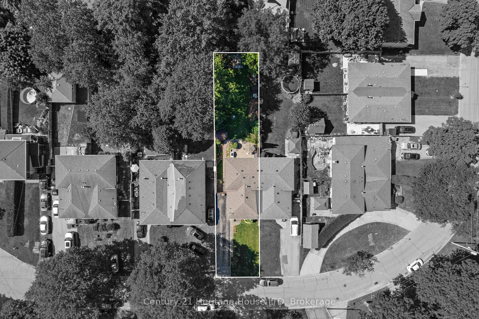 Photo 4 of 20 Cypress Street, St. Catharines, Lakeport — HOMEH
