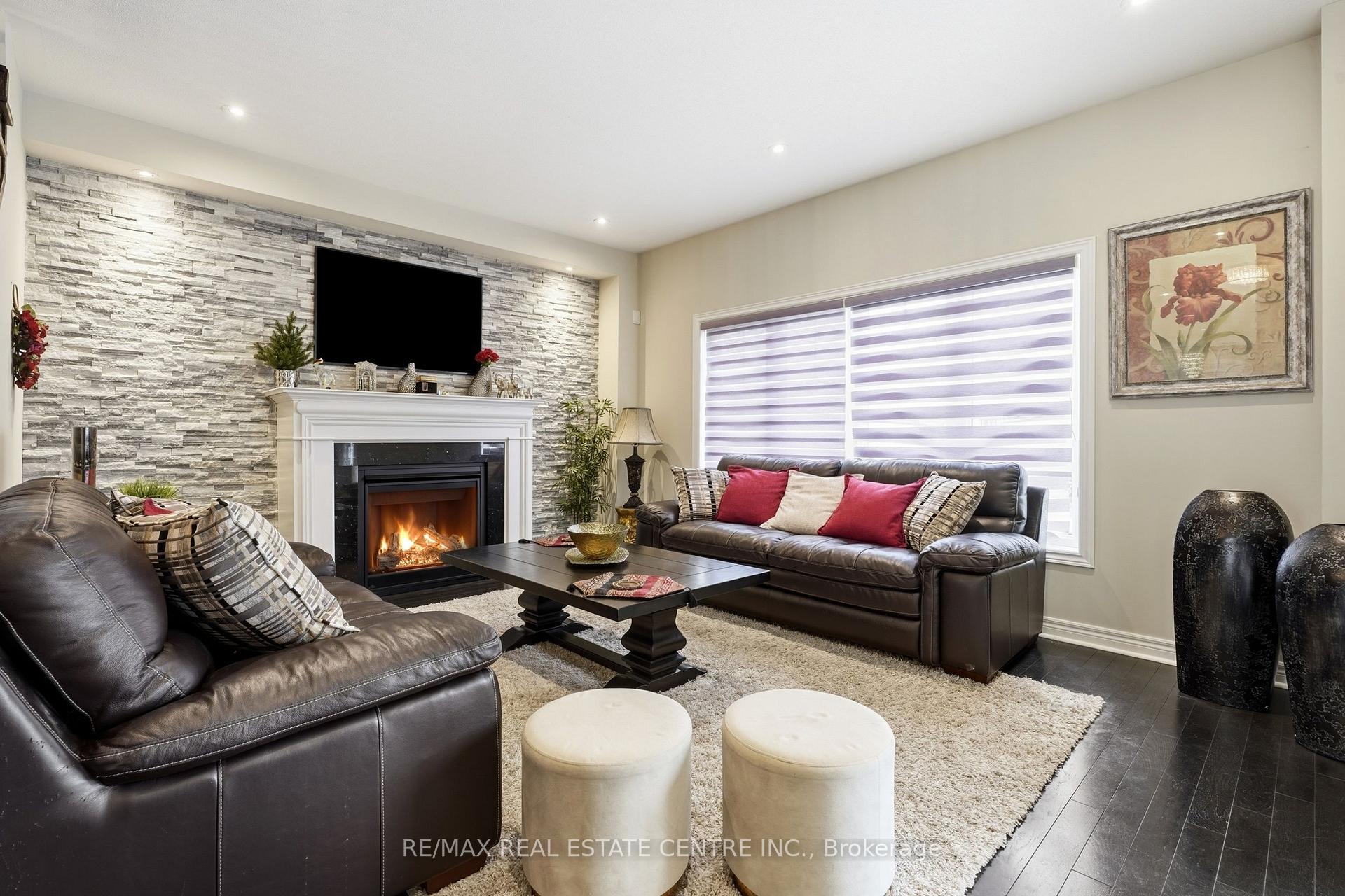 Photo 13 of 135 Watermill Street, Kitchener, Doon South — HOMEH