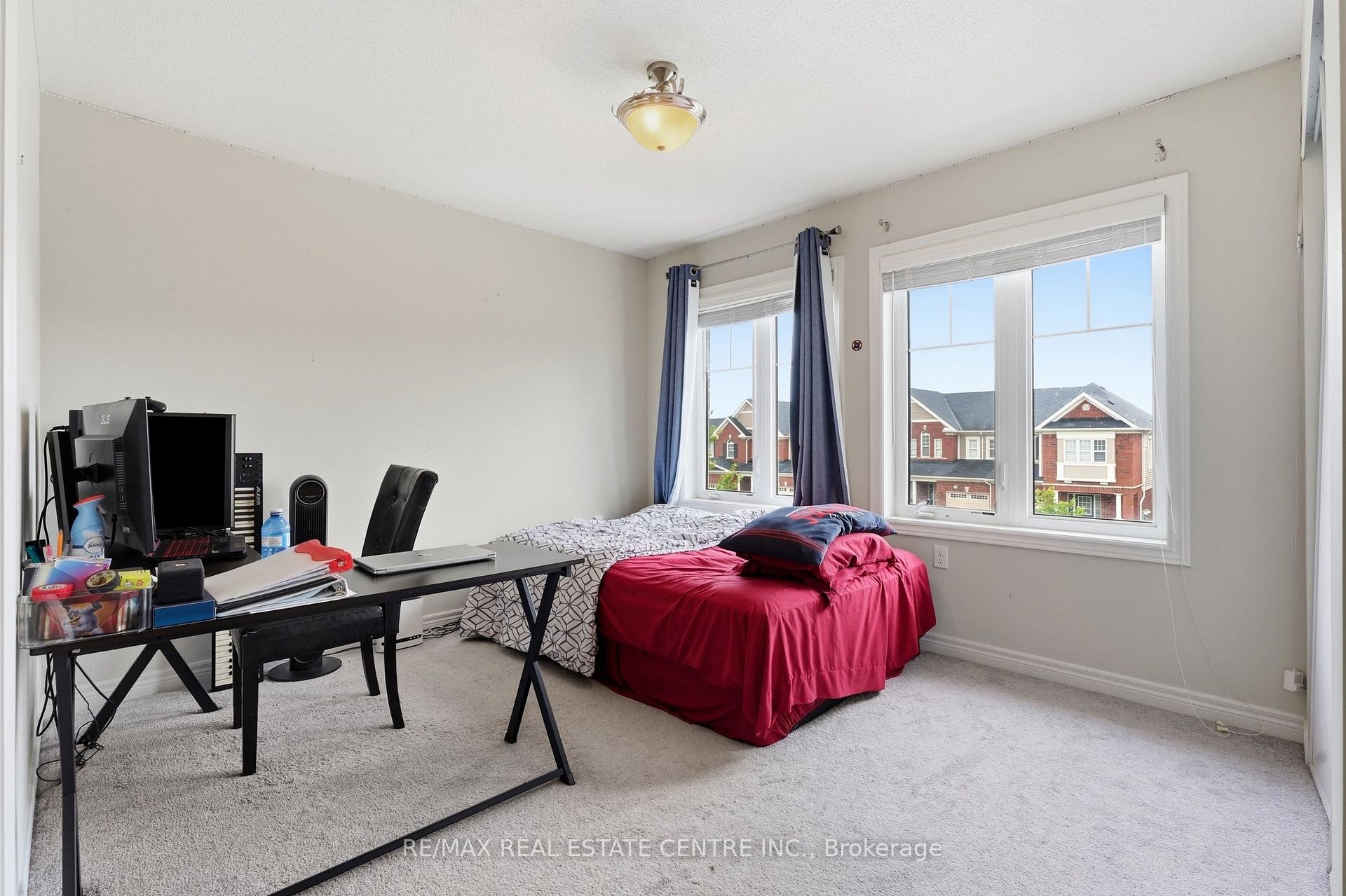 Photo 31 of 135 Watermill Street, Kitchener, Doon South — HOMEH