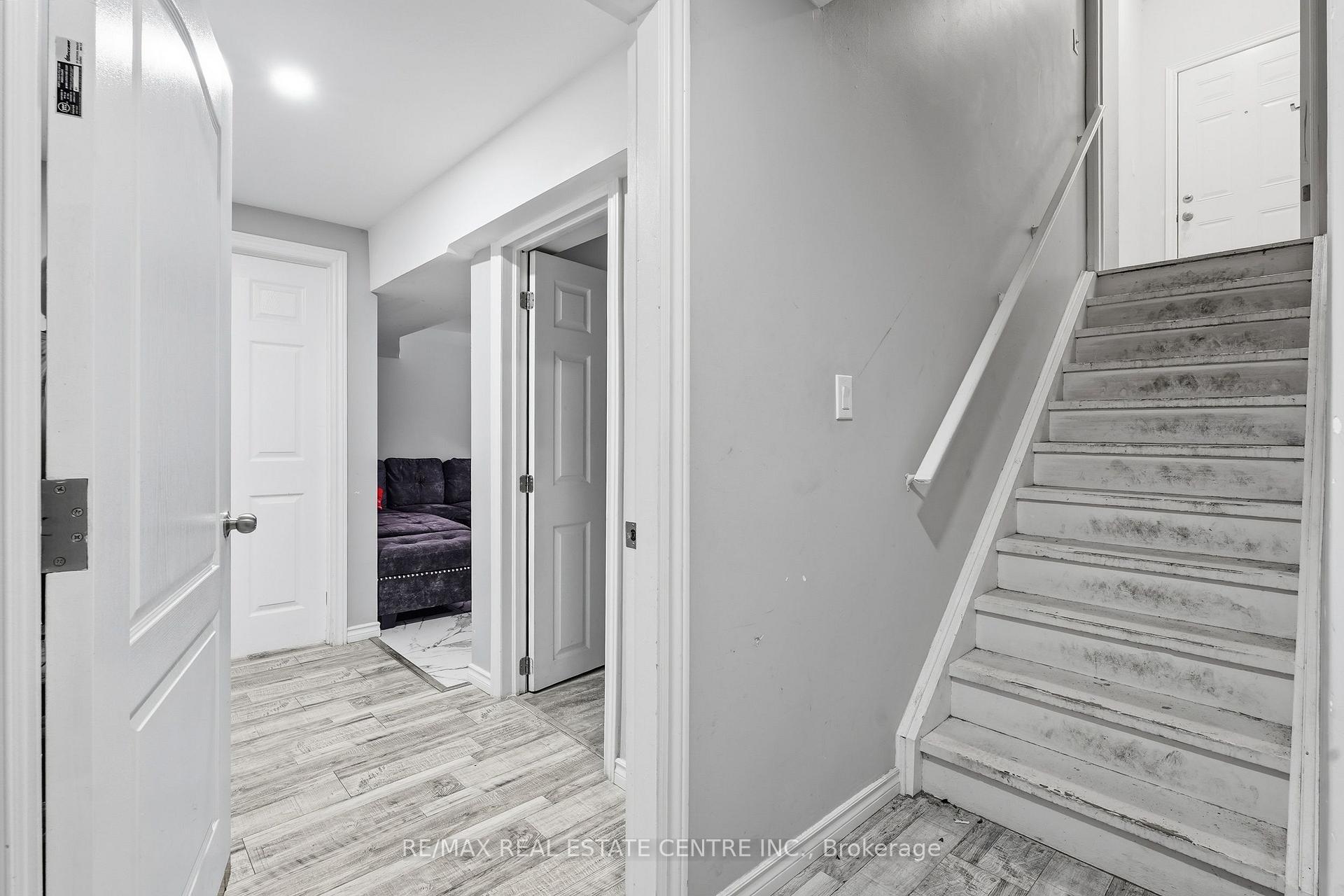 Photo 40 of 135 Watermill Street, Kitchener, Doon South — HOMEH