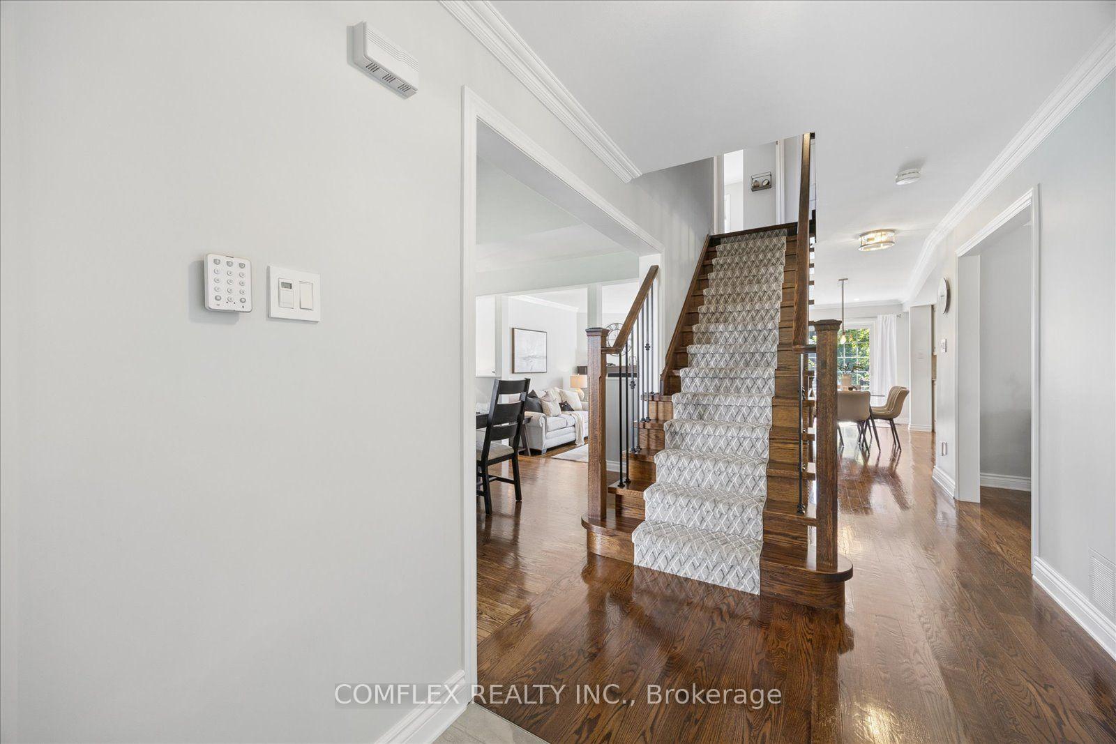 Photo 3 of 13 Audrey Court, Clarington, Courtice — HOMEH