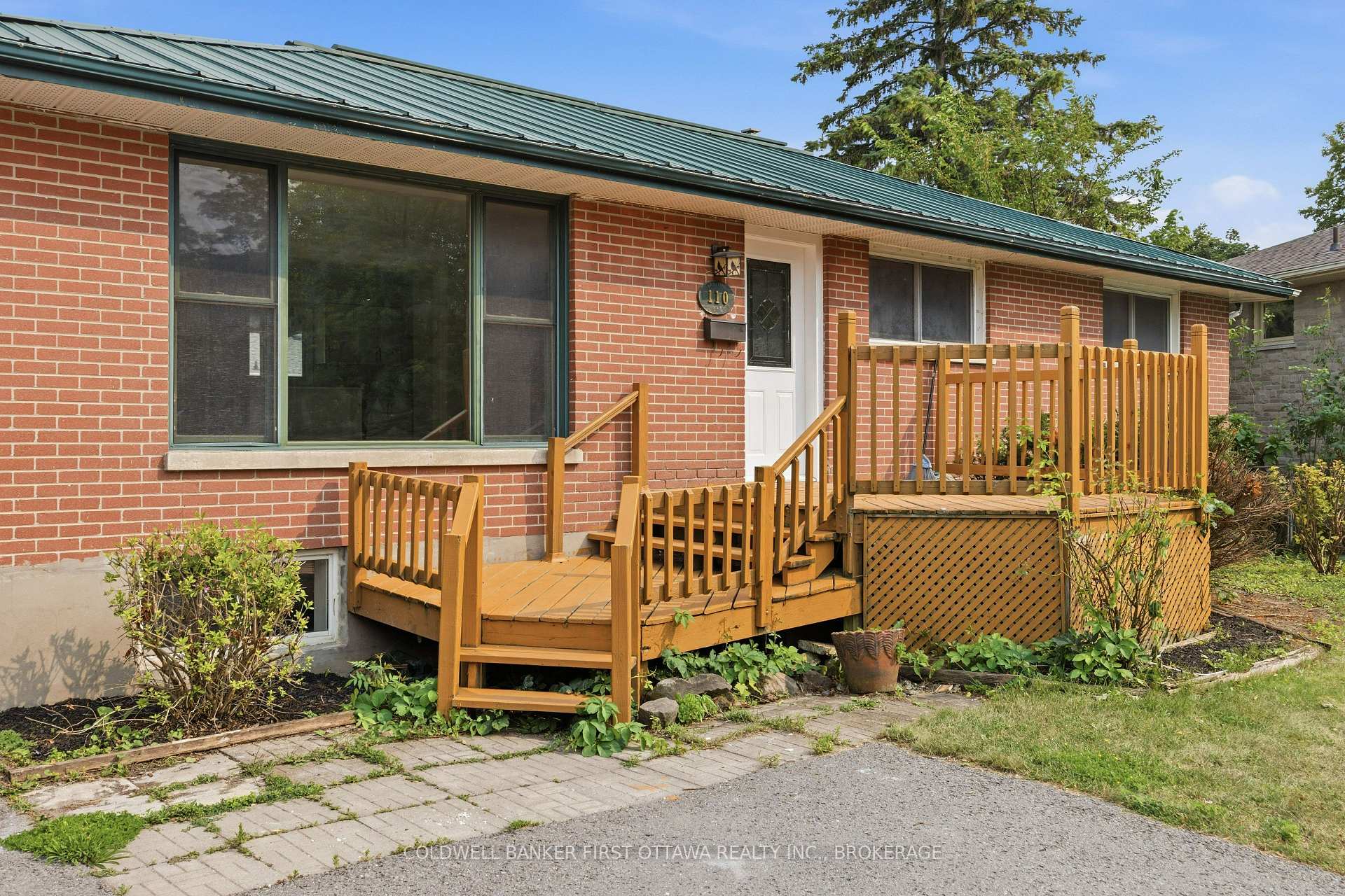 Photo 3 of 110 Liddell Crescent, Kingston, Central City West — HOMEH