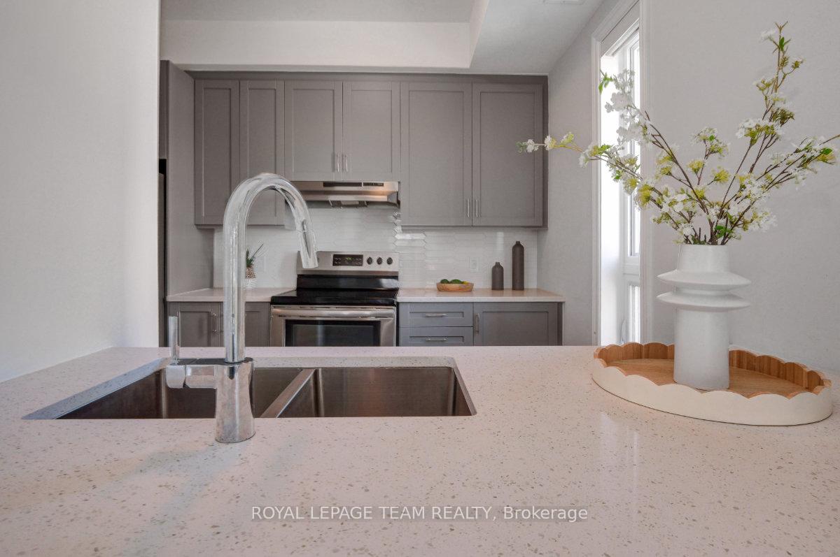 Photo 15 of Unit 210, 1350 Hemlock Road, Ottawa, CFB Rockcliffe and Area — HOMEH