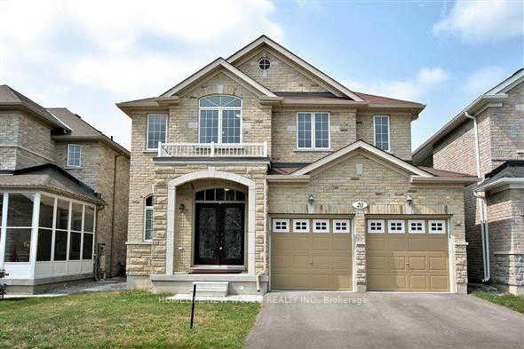 Photo 2 of 20 Pineforest Place, Markham, Wismer — HOMEH