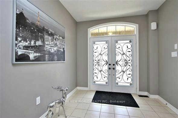 Photo 3 of 20 Pineforest Place, Markham, Wismer — HOMEH