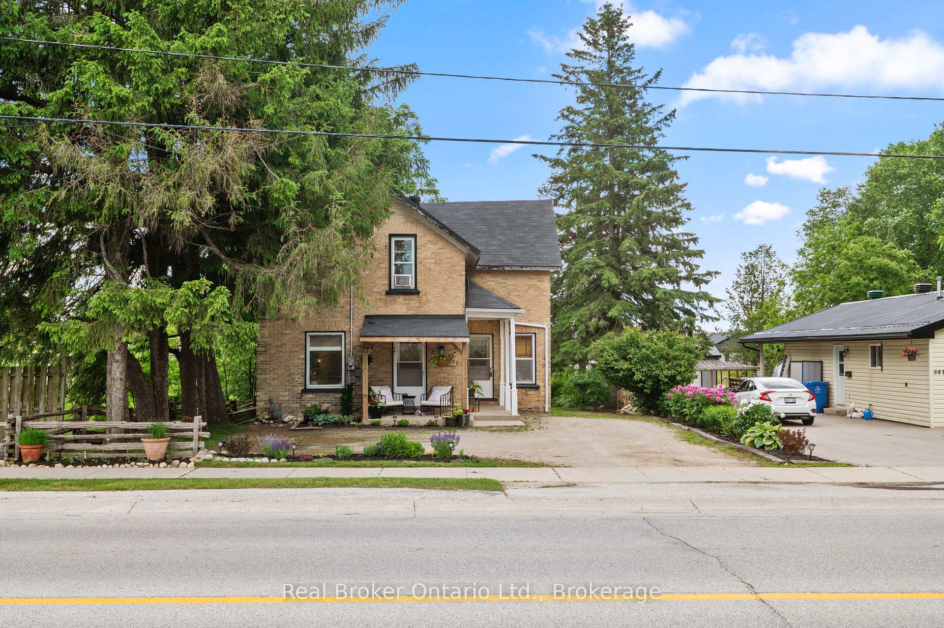 Photo 27 of 677 Garafraxa Street N, West Grey — HOMEH