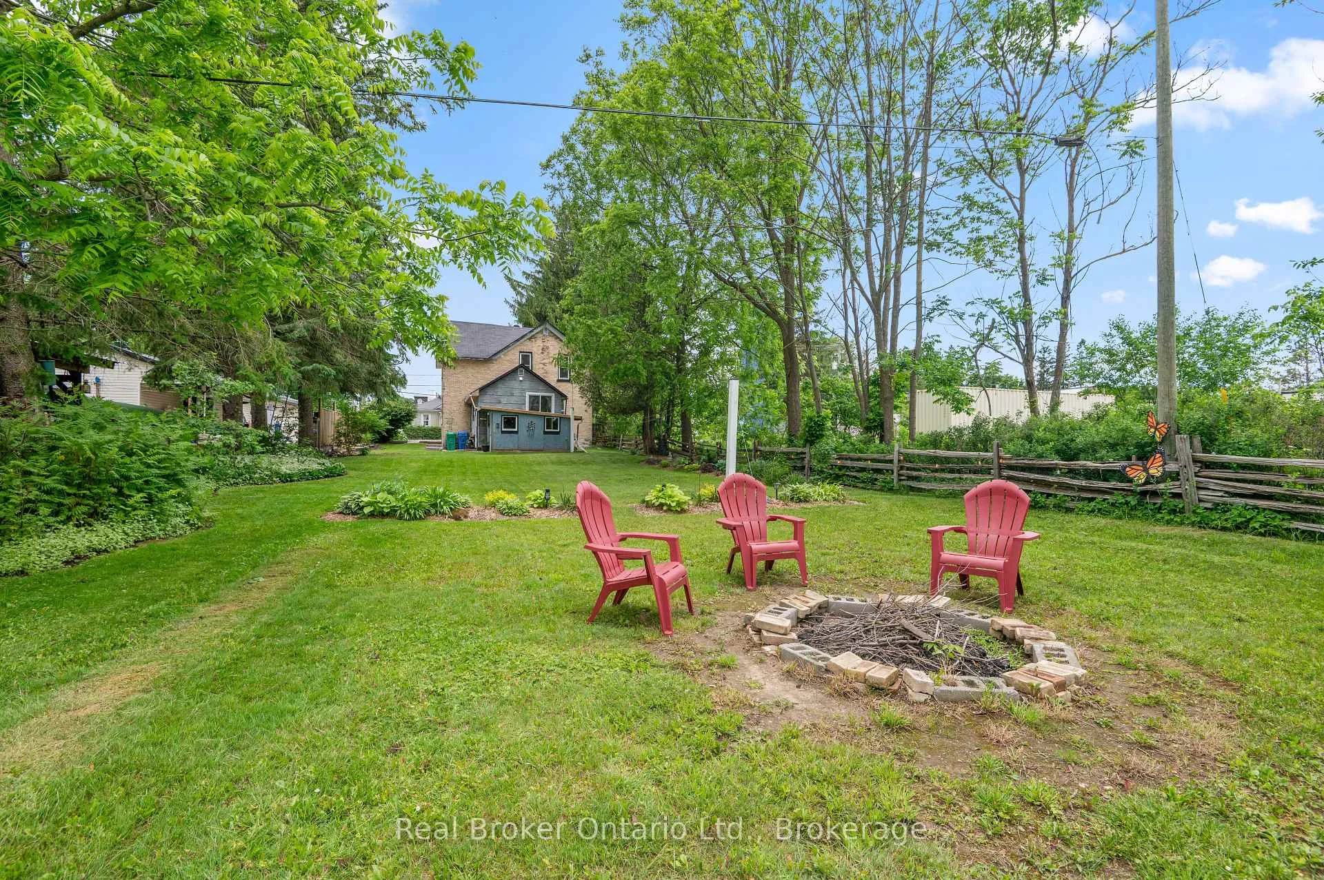 Photo 18 of 677 Garafraxa Street N, West Grey — HOMEH