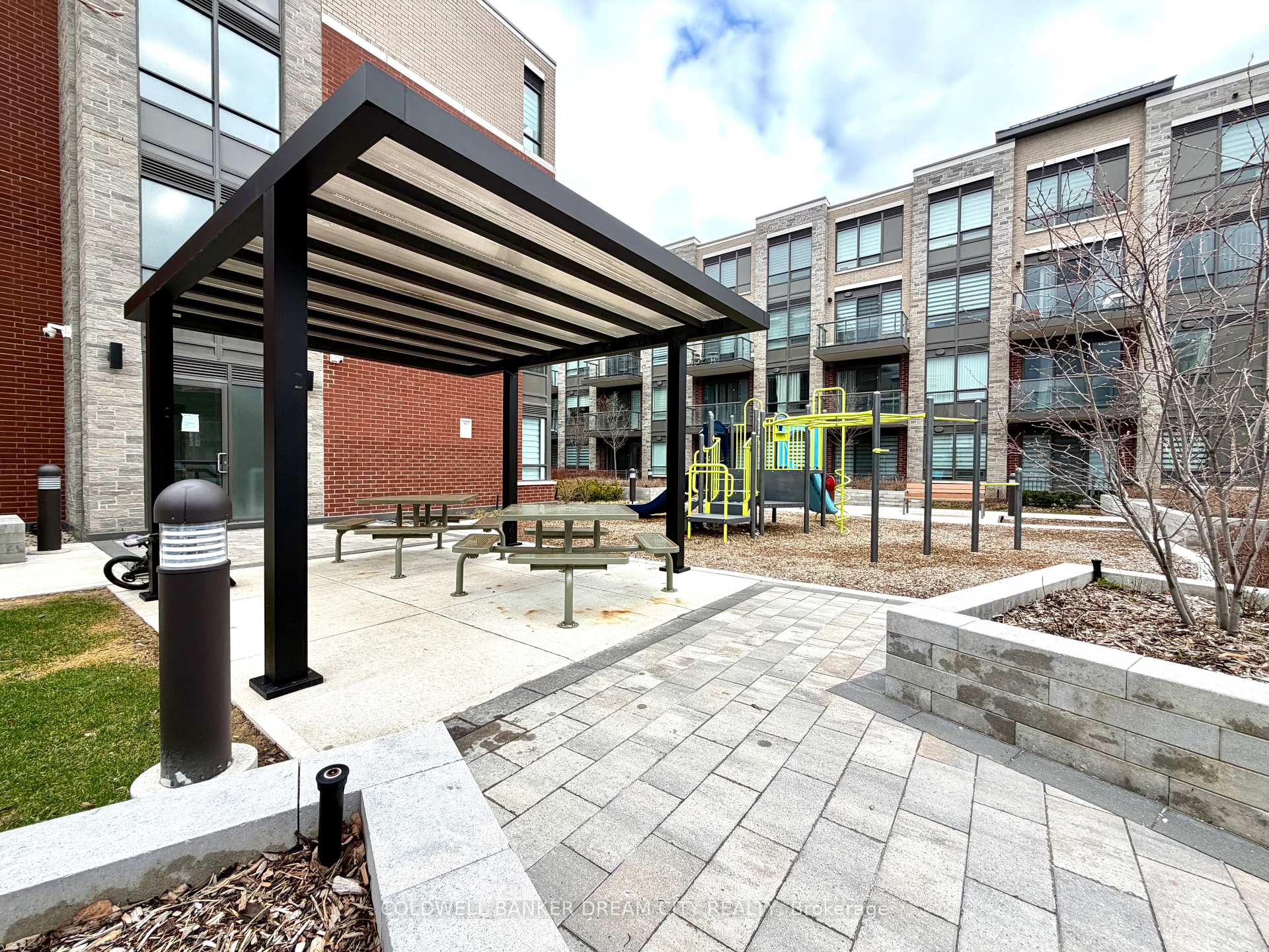 Photo 20 of Unit 113, 95 Attmar Drive, Brampton, Bram East — HOMEH