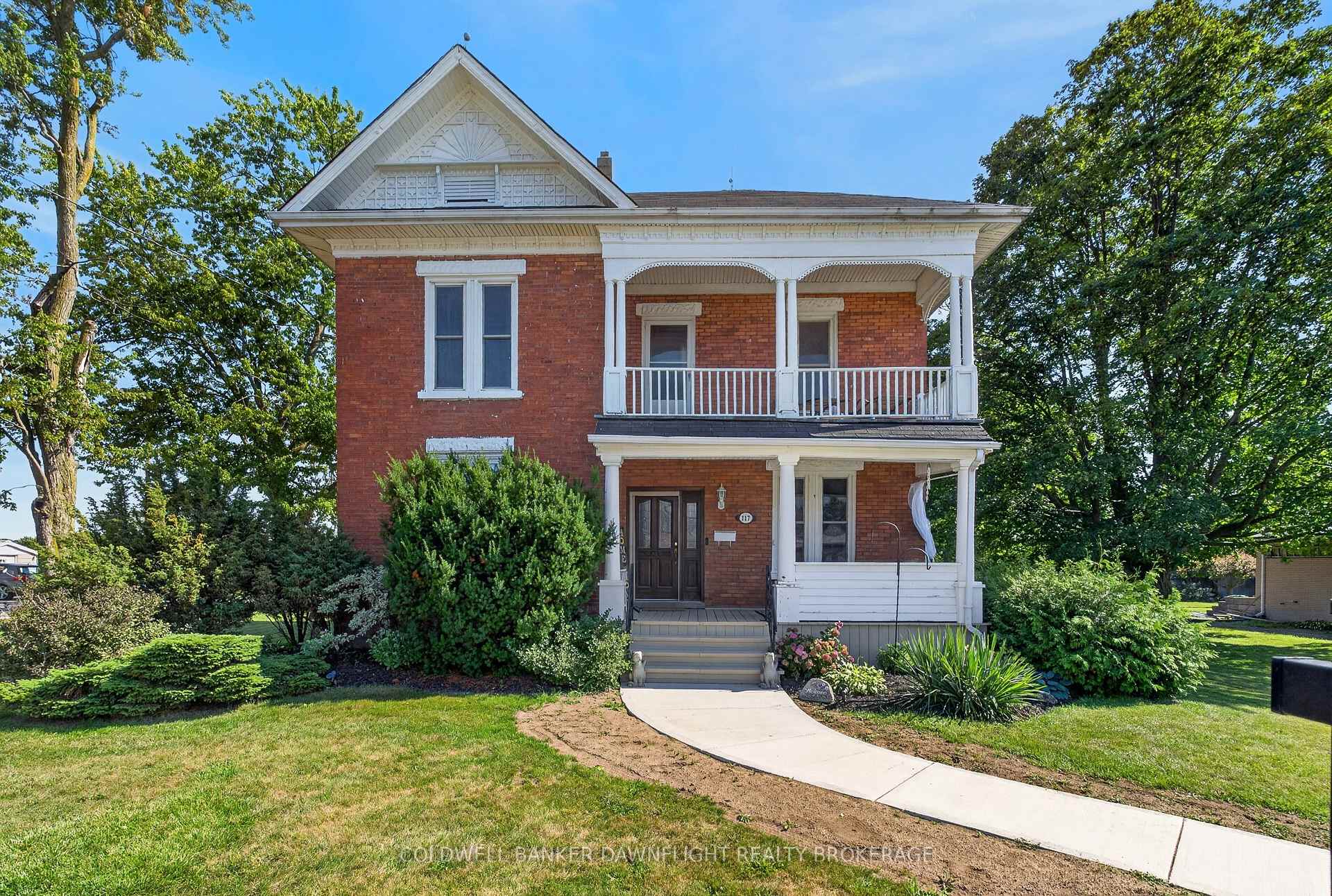 Photo of 117 Main Street E