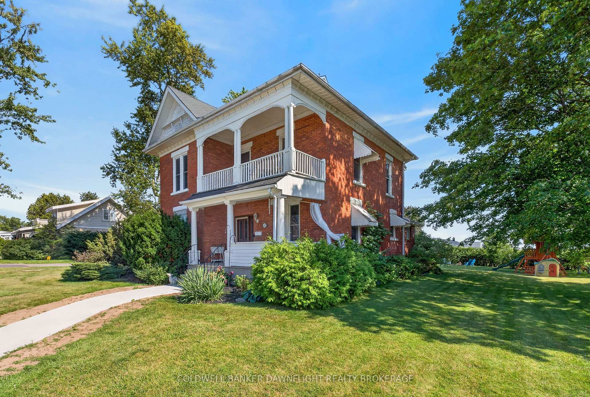 Photo 3 of 117 Main Street E, South Huron, Stephen — HOMEH
