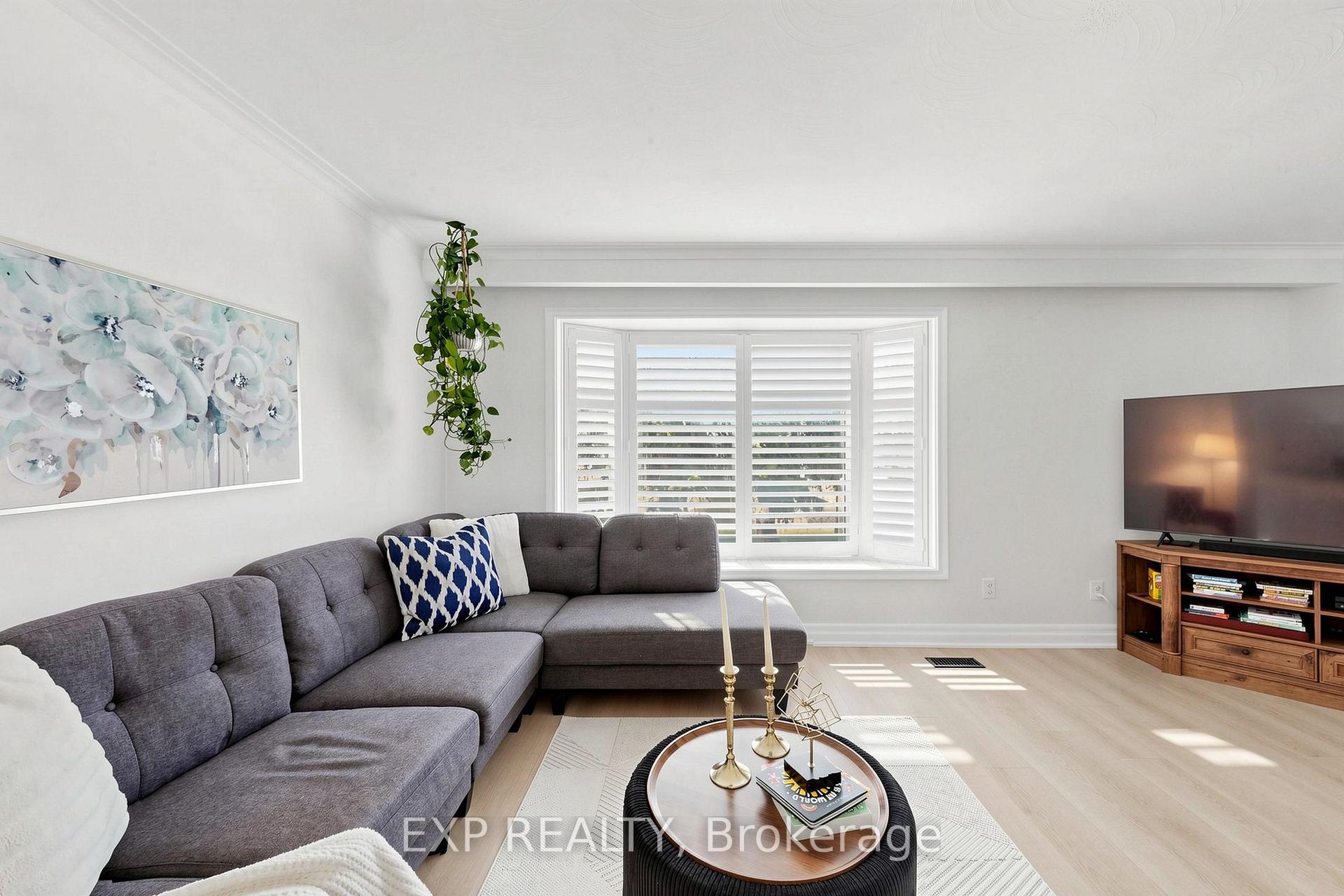 Photo 12 of 22 Chestnut Avenue, Brampton, Northwood Park — HOMEH