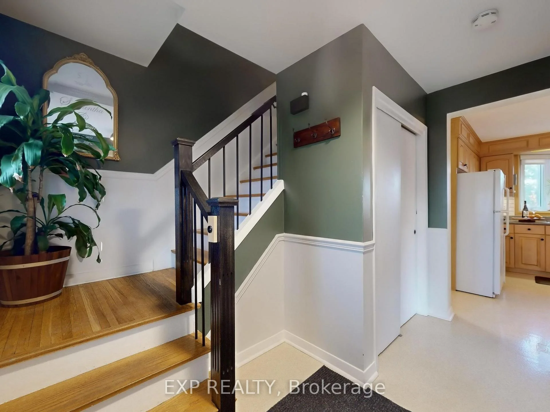 Photo 33 of 22 Chestnut Avenue, Brampton, Northwood Park — HOMEH