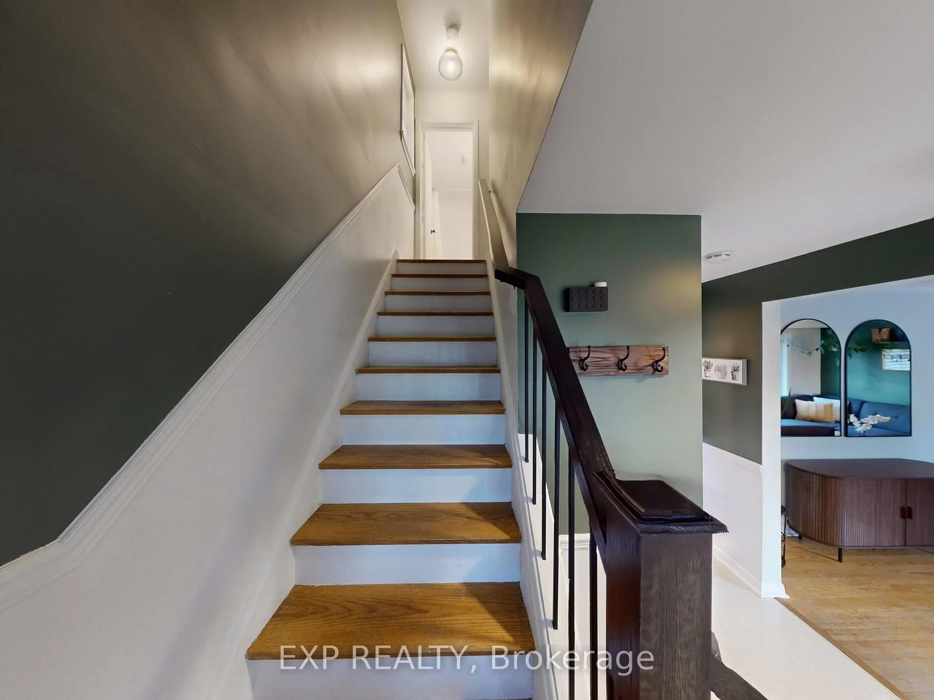 Photo 37 of 22 Chestnut Avenue, Brampton, Northwood Park — HOMEH