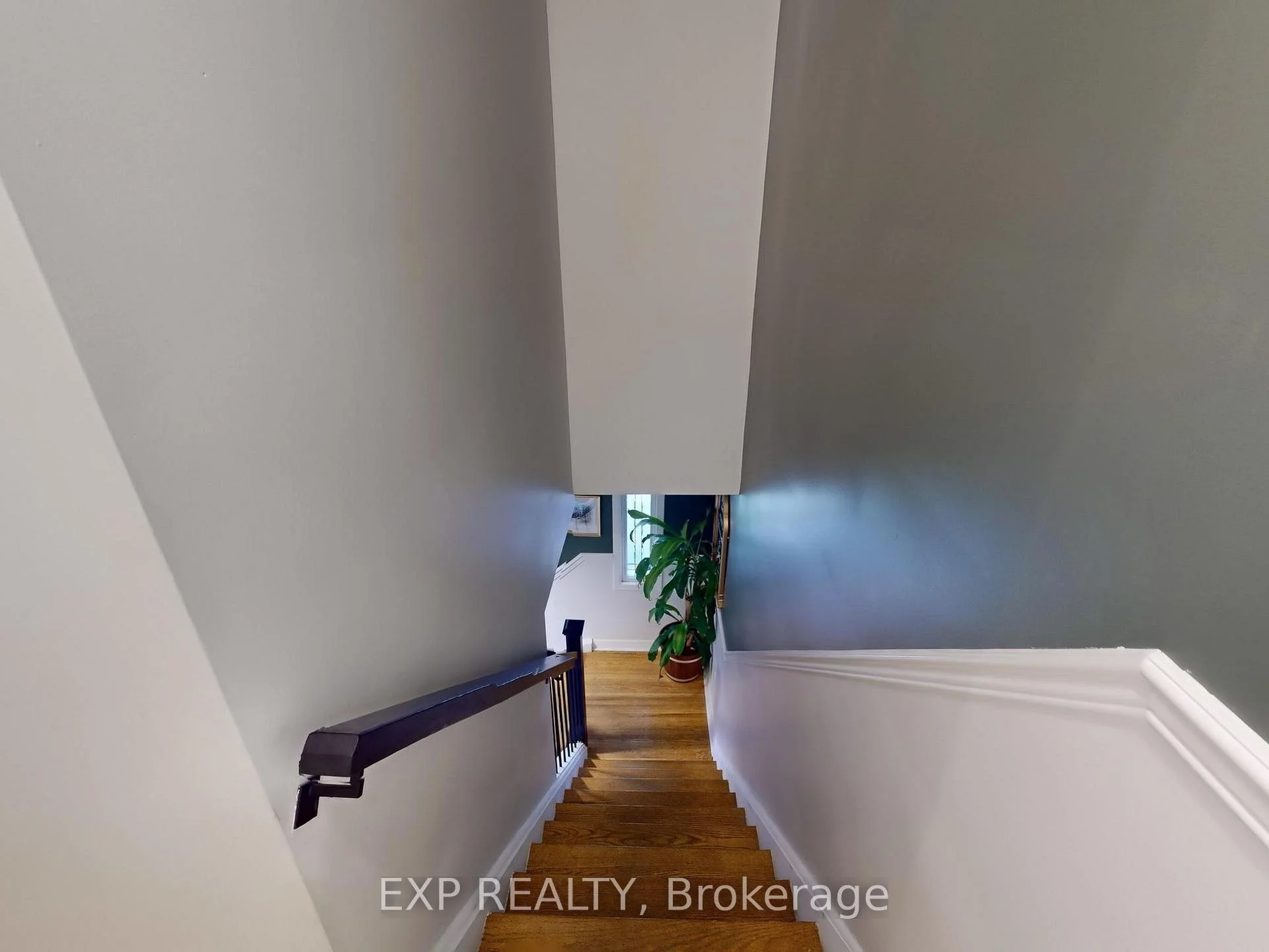 Photo 39 of 22 Chestnut Avenue, Brampton, Northwood Park — HOMEH