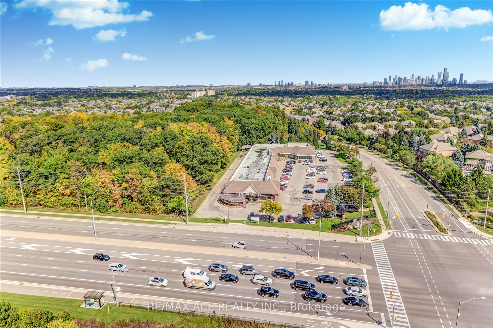 Photo 26 of Unit 1803, 2545 Erin Centre Boulevard, Mississauga, Central Erin Mills — HOMEH