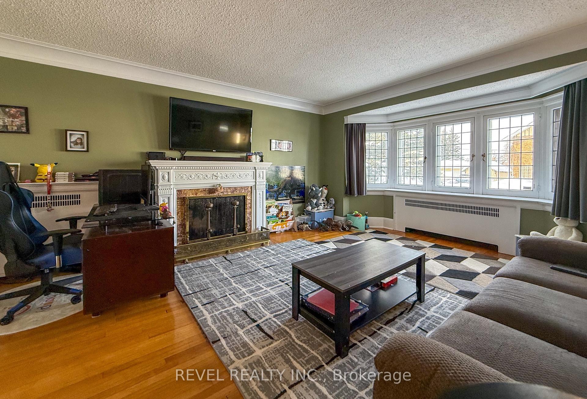 Photo 6 of 184 Hemlock Street, Timmins, TNE - Hill District — HOMEH