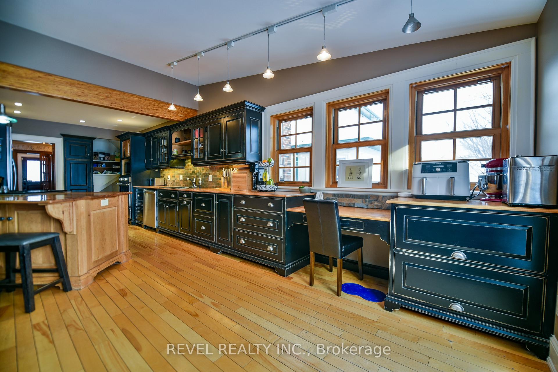 Photo 13 of 184 Hemlock Street, Timmins, TNE - Hill District — HOMEH