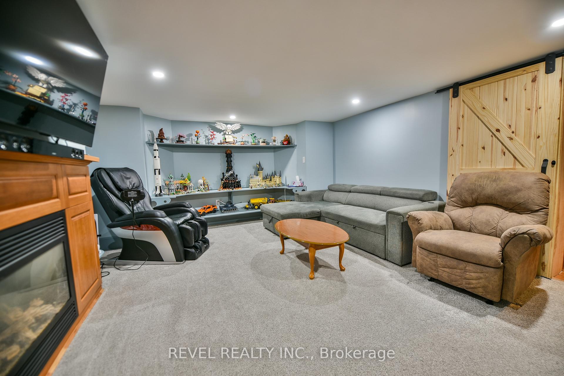 Photo 36 of 184 Hemlock Street, Timmins, TNE - Hill District — HOMEH