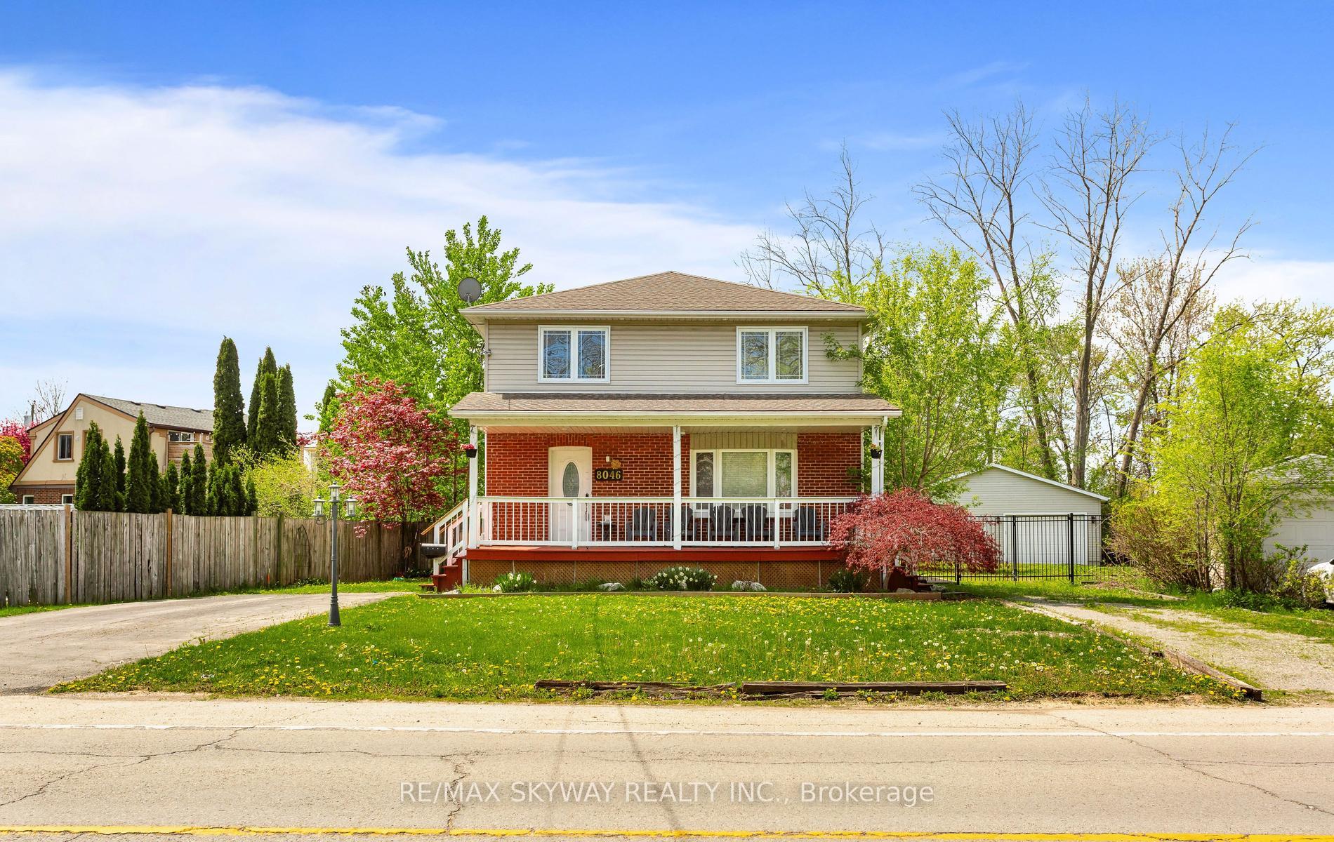 Photo 2 of 8046 Beaverdams Road, Niagara Falls, Ascot — HOMEH