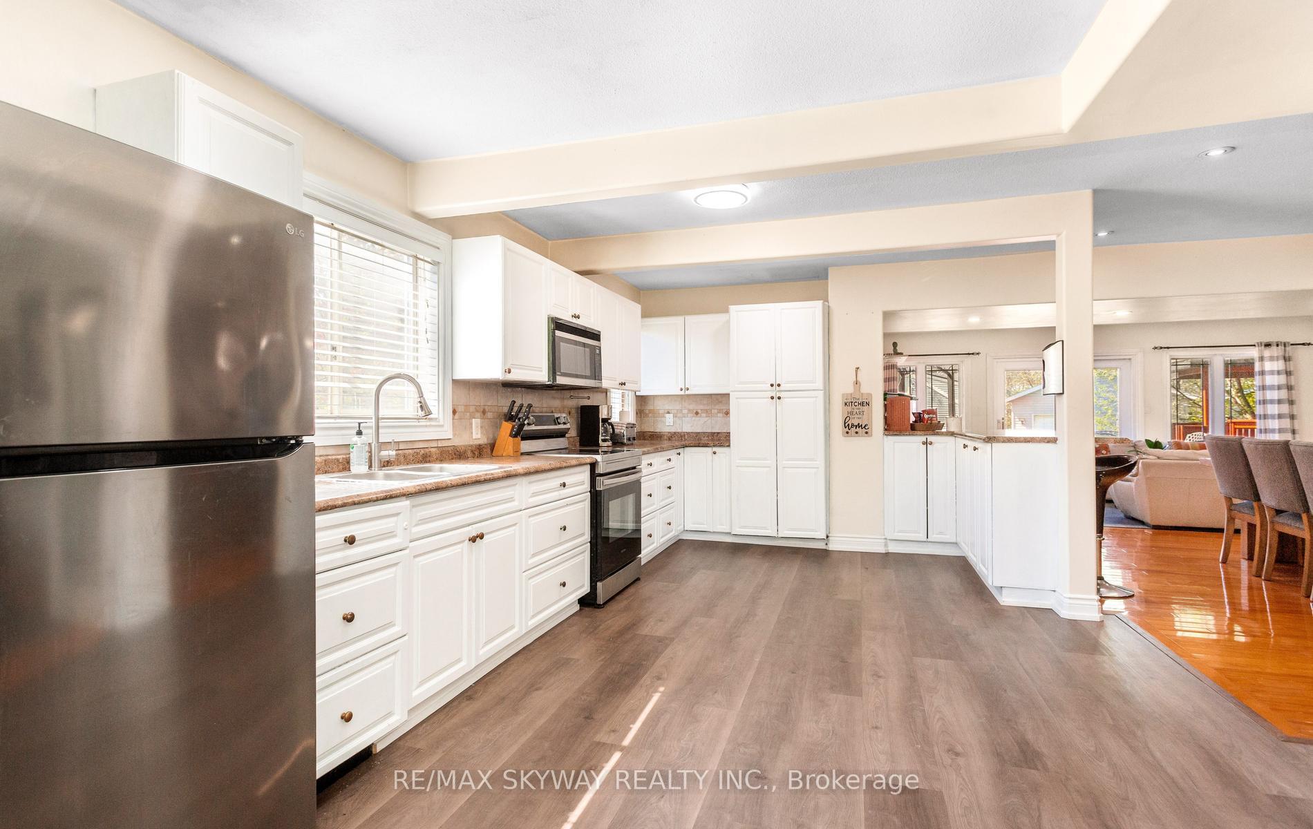 Photo 10 of 8046 Beaverdams Road, Niagara Falls, Ascot — HOMEH