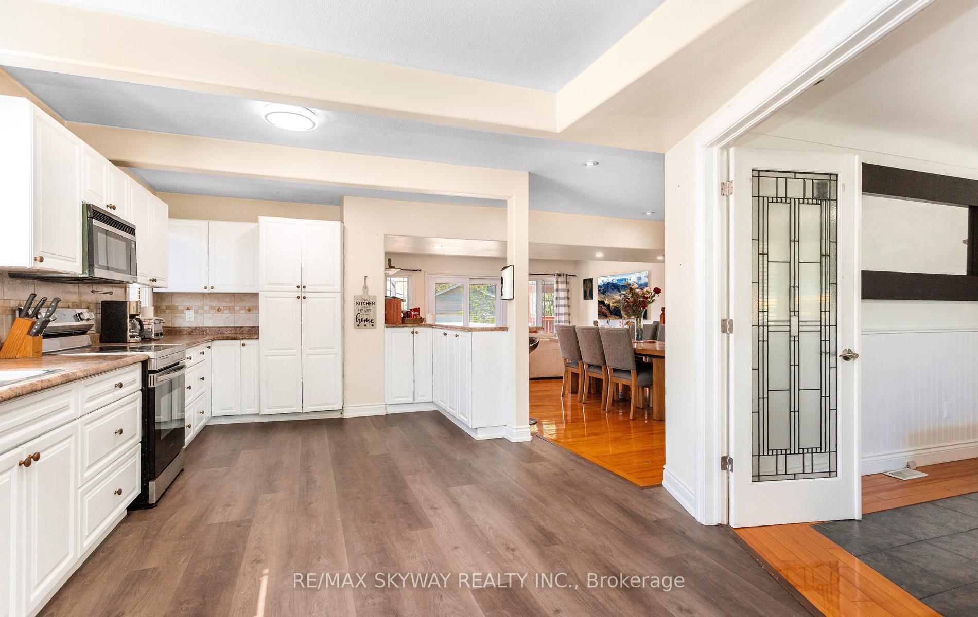 Photo 11 of 8046 Beaverdams Road, Niagara Falls, Ascot — HOMEH