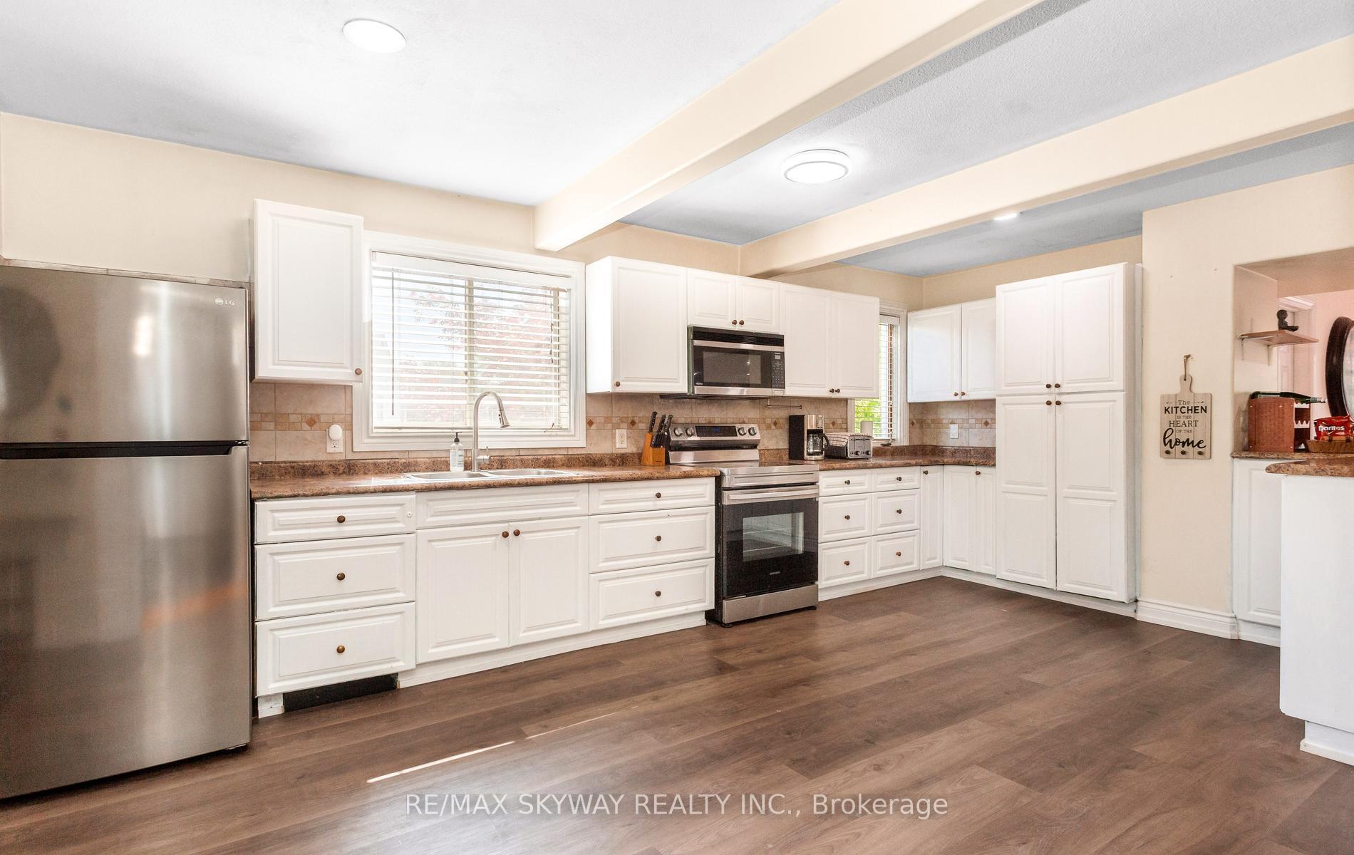 Photo 12 of 8046 Beaverdams Road, Niagara Falls, Ascot — HOMEH