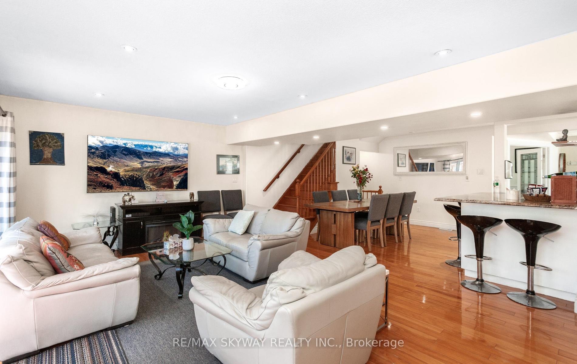 Photo 19 of 8046 Beaverdams Road, Niagara Falls, Ascot — HOMEH