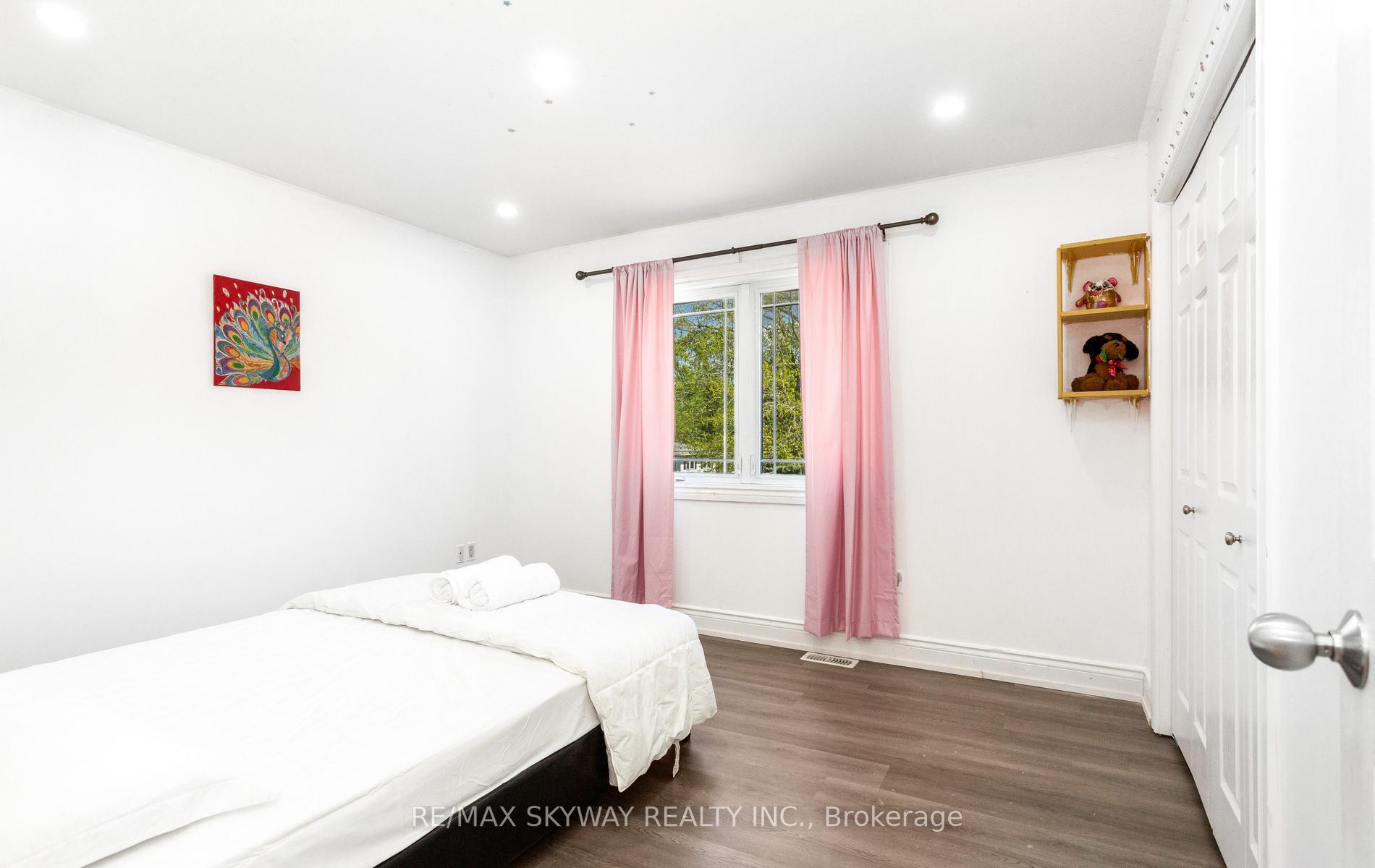 Photo 32 of 8046 Beaverdams Road, Niagara Falls, Ascot — HOMEH