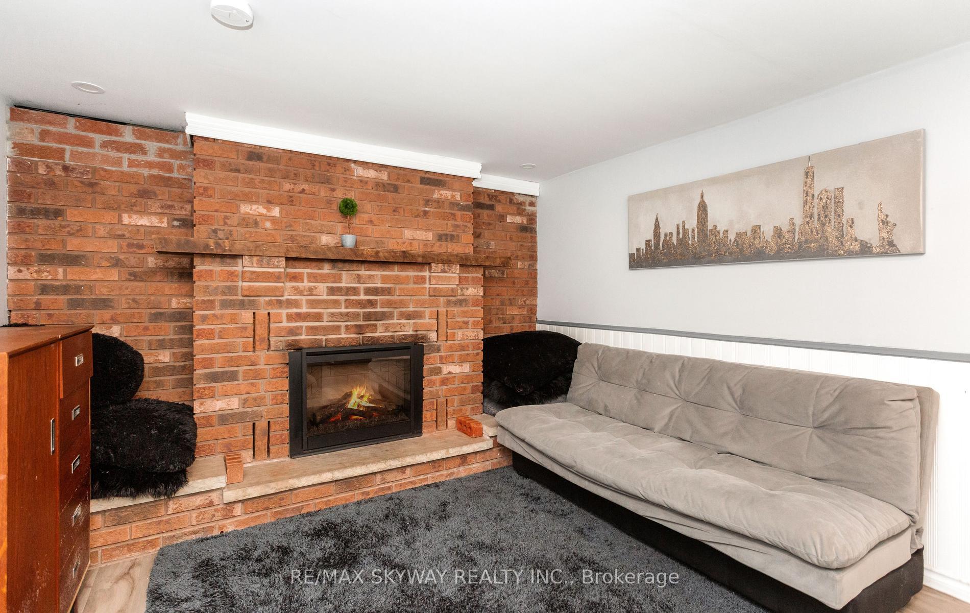 Photo 43 of 8046 Beaverdams Road, Niagara Falls, Ascot — HOMEH