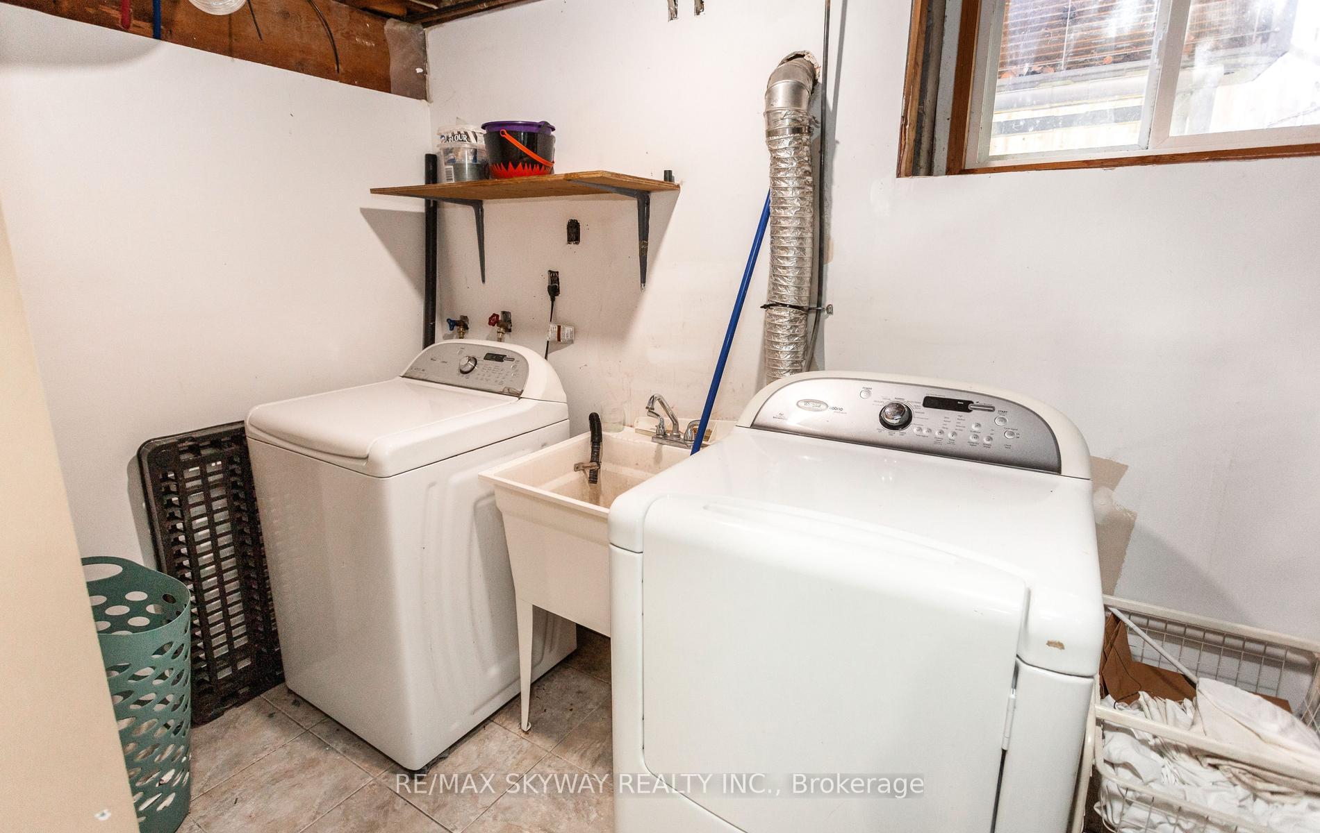 Photo 45 of 8046 Beaverdams Road, Niagara Falls, Ascot — HOMEH