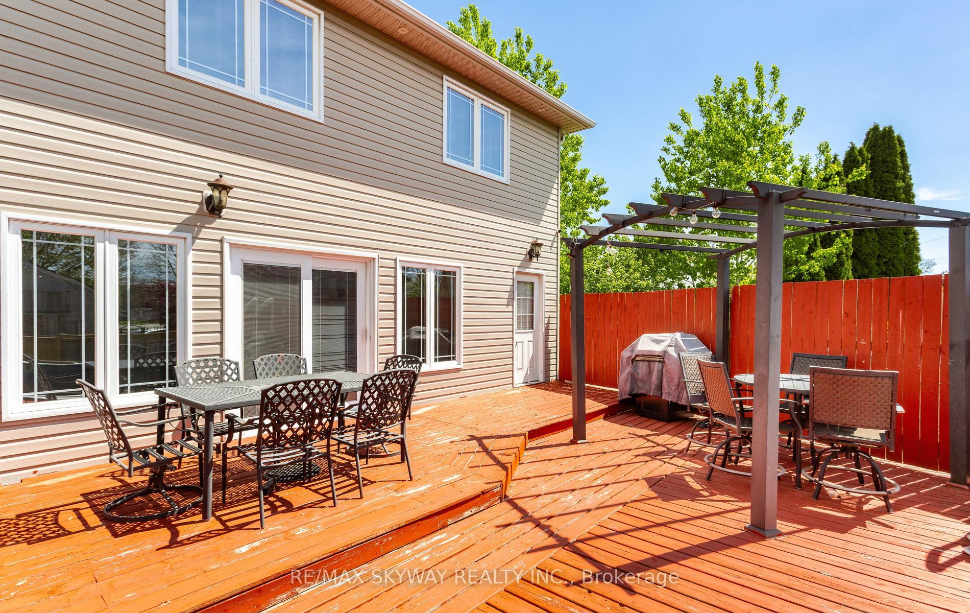 Photo 47 of 8046 Beaverdams Road, Niagara Falls, Ascot — HOMEH