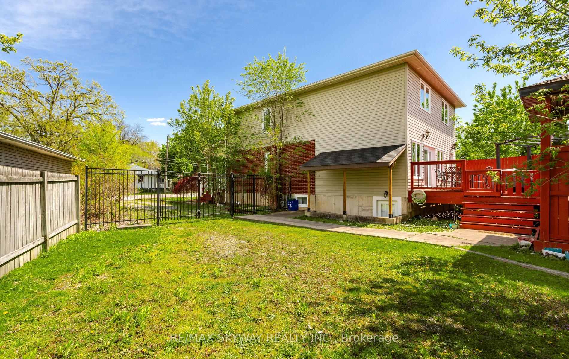 Photo 49 of 8046 Beaverdams Road, Niagara Falls, Ascot — HOMEH