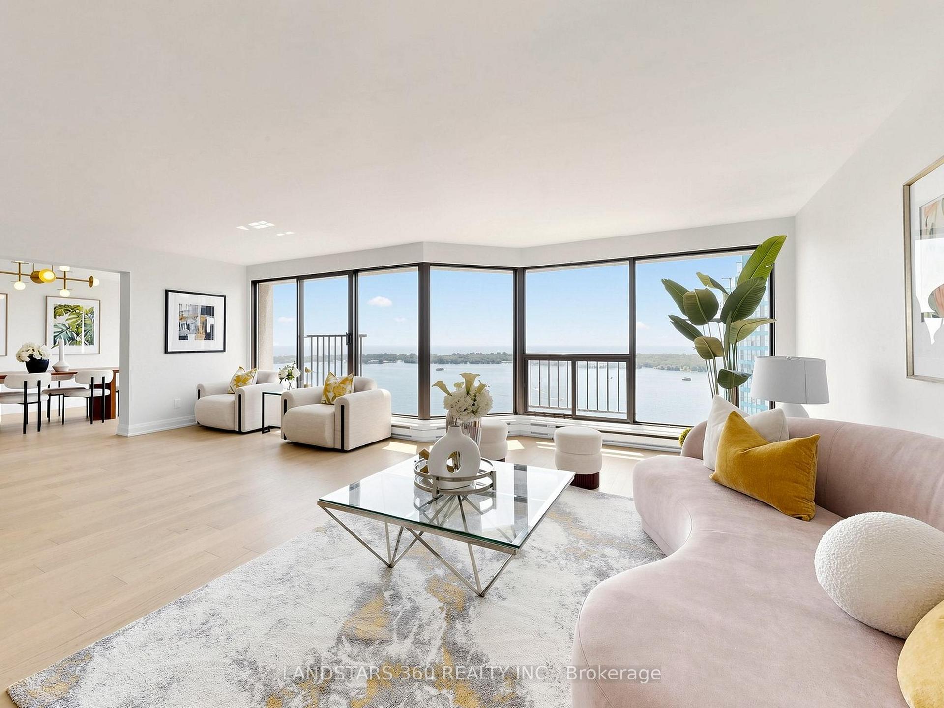 Photo 8 of Unit 3311, 55 Harbour Square, Toronto, Waterfront Communities — HOMEH