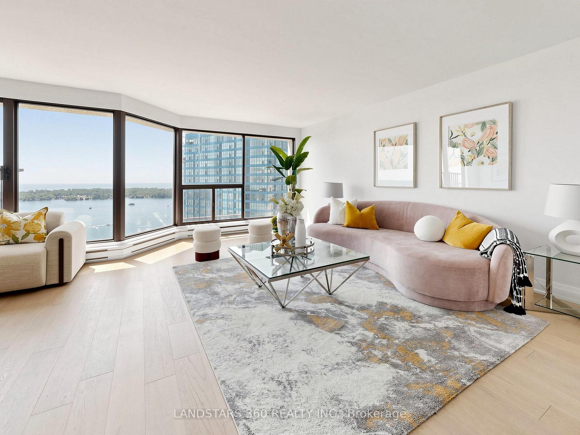 Photo 11 of Unit 3311, 55 Harbour Square, Toronto, Waterfront Communities — HOMEH