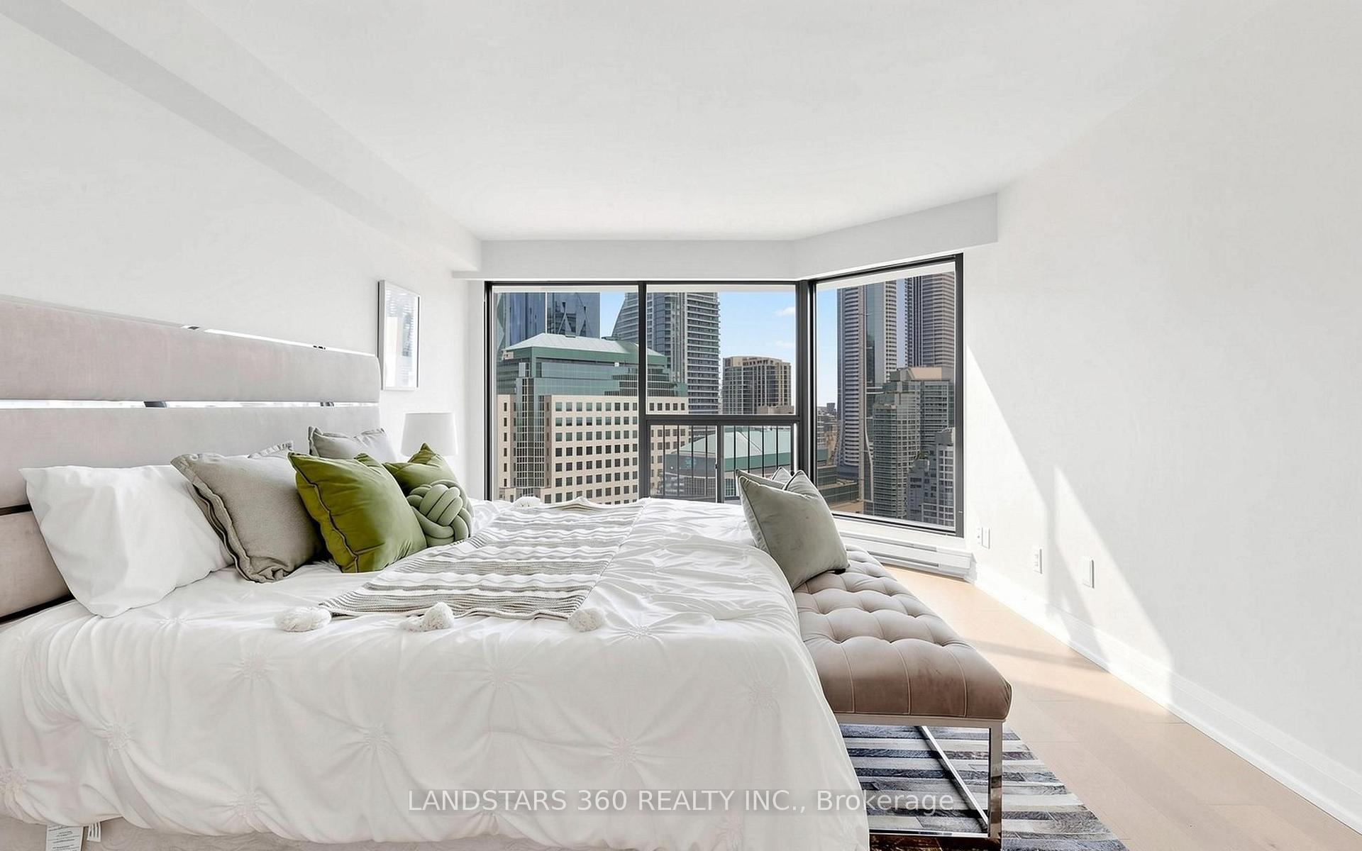 Photo 24 of Unit 3311, 55 Harbour Square, Toronto, Waterfront Communities — HOMEH