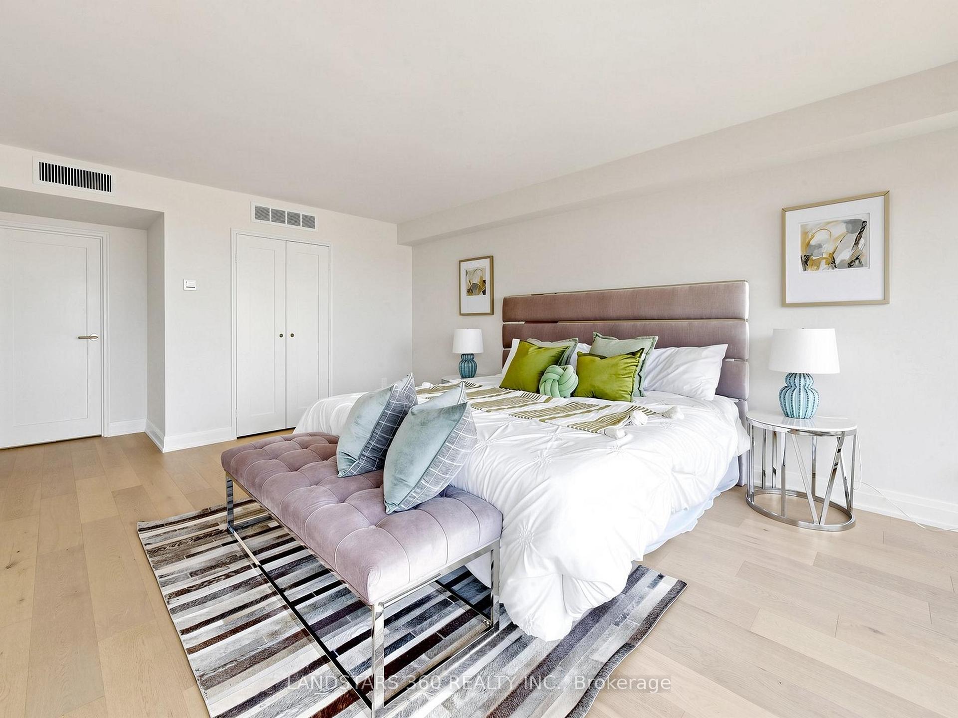 Photo 25 of Unit 3311, 55 Harbour Square, Toronto, Waterfront Communities — HOMEH