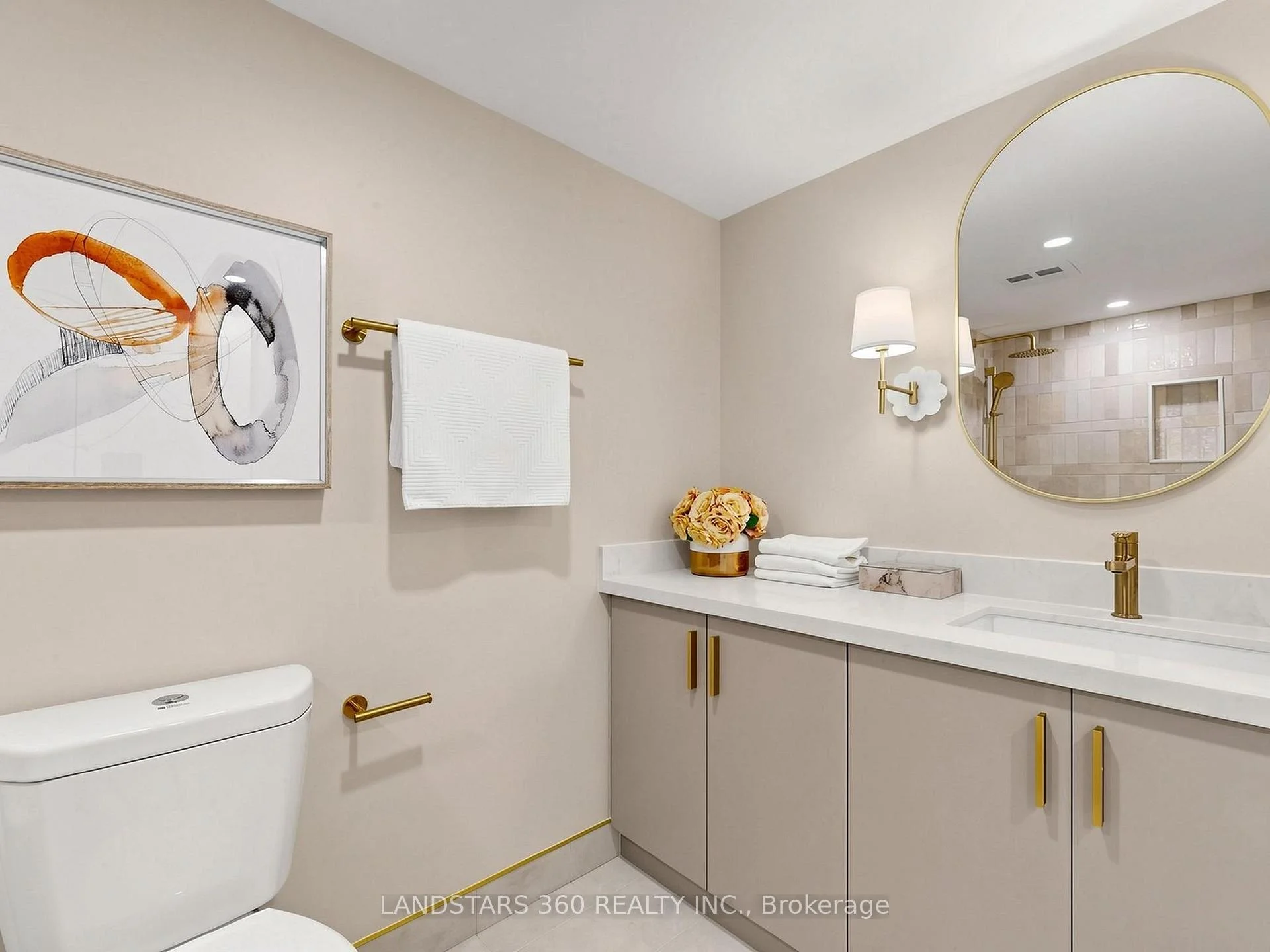 Photo 43 of Unit 3311, 55 Harbour Square, Toronto, Waterfront Communities — HOMEH